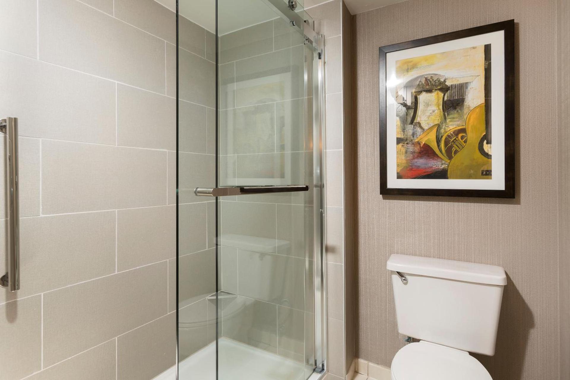 DoubleTree Suites by Hilton Nashville Airport photo 7