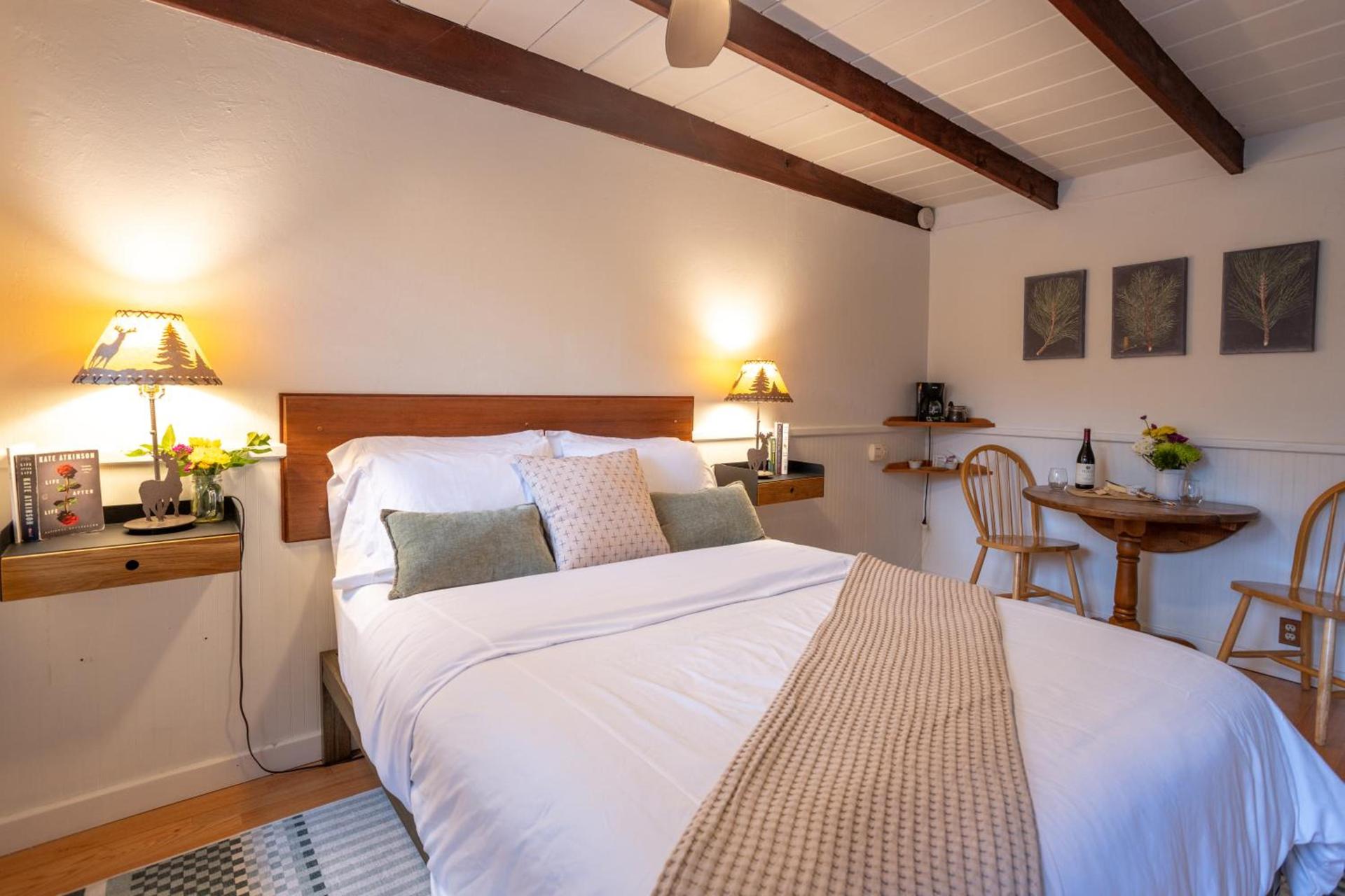 Anderson Valley Inn photo 9