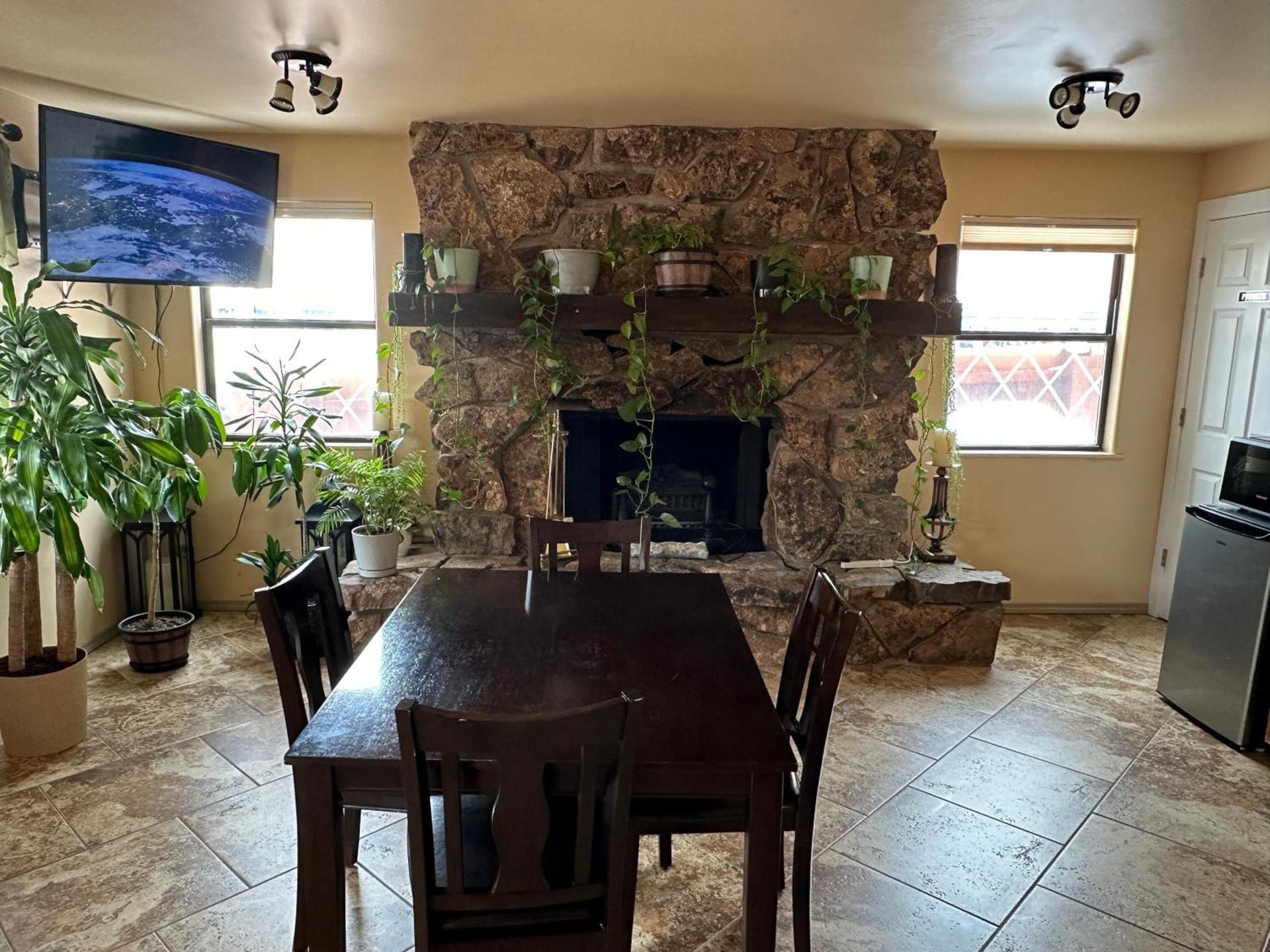 Matterhorn Inn Ouray photo 17