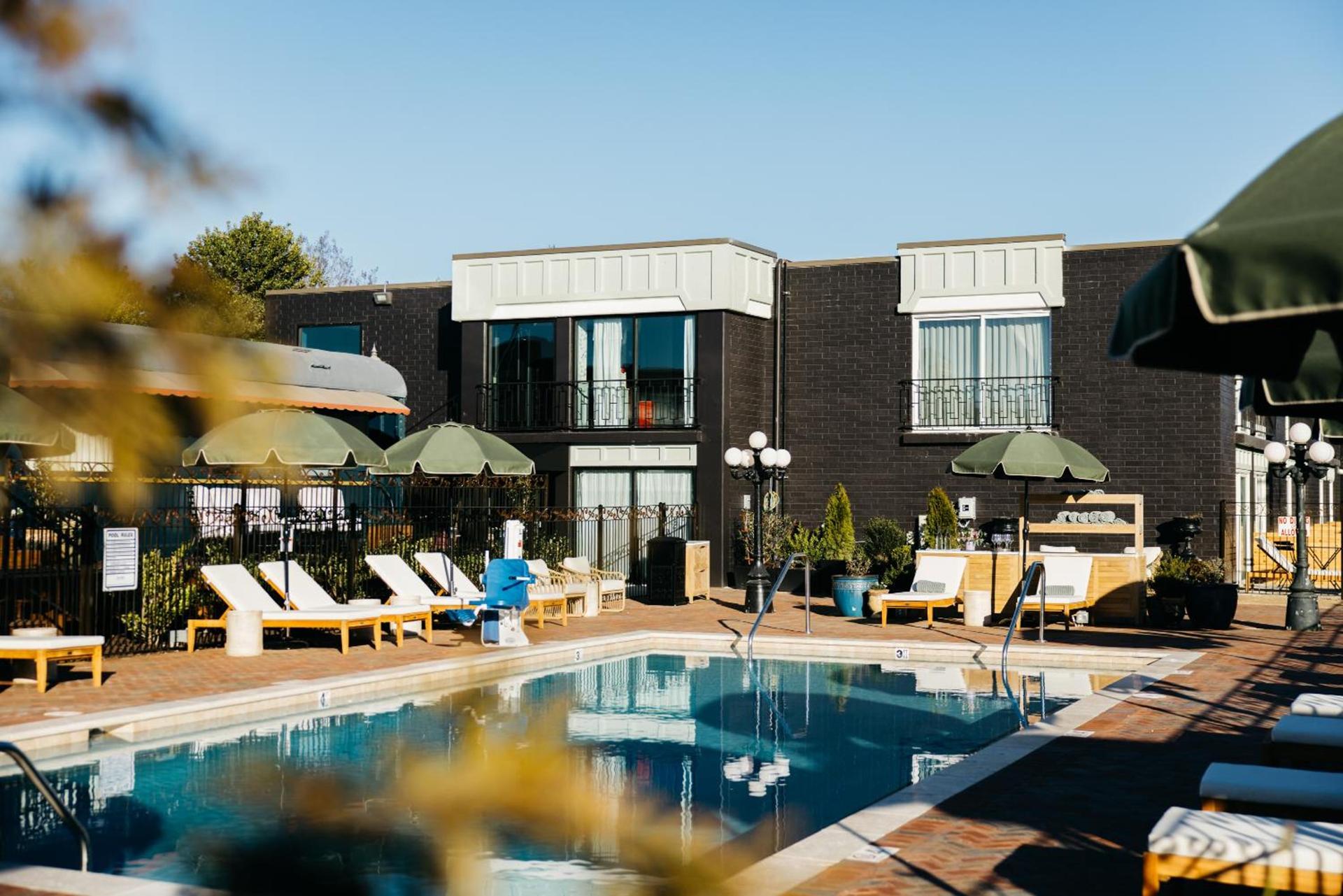 The Hotel Chalet at The Choo Choo photo 4