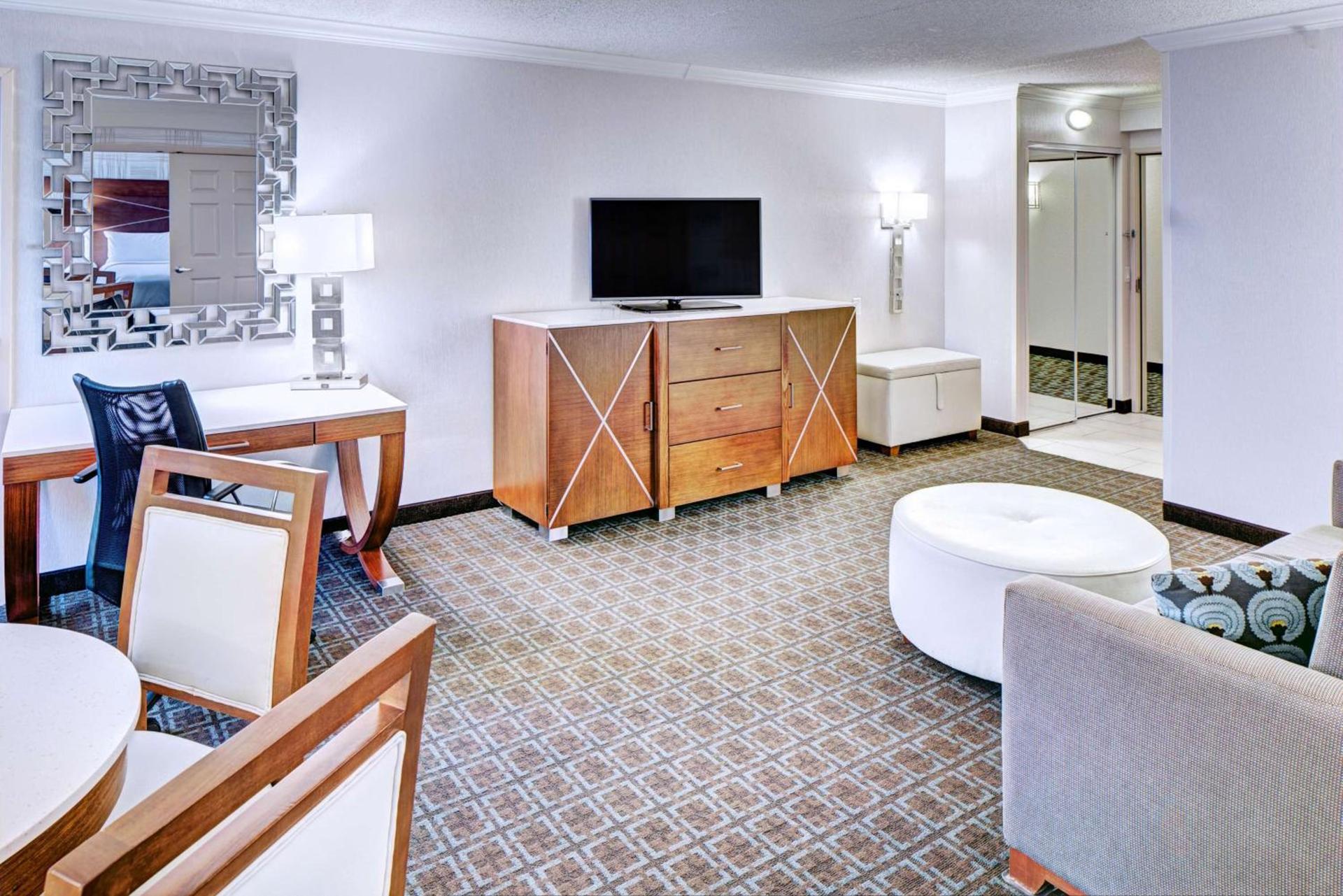 DoubleTree by Hilton Madison Downtown photo 12
