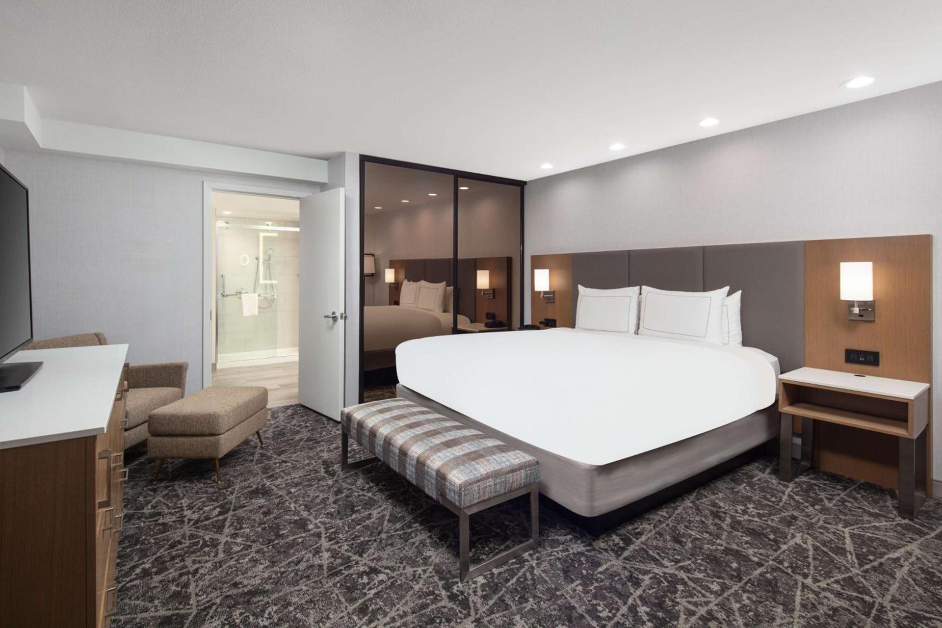 DoubleTree By Hilton Sacramento photo 31