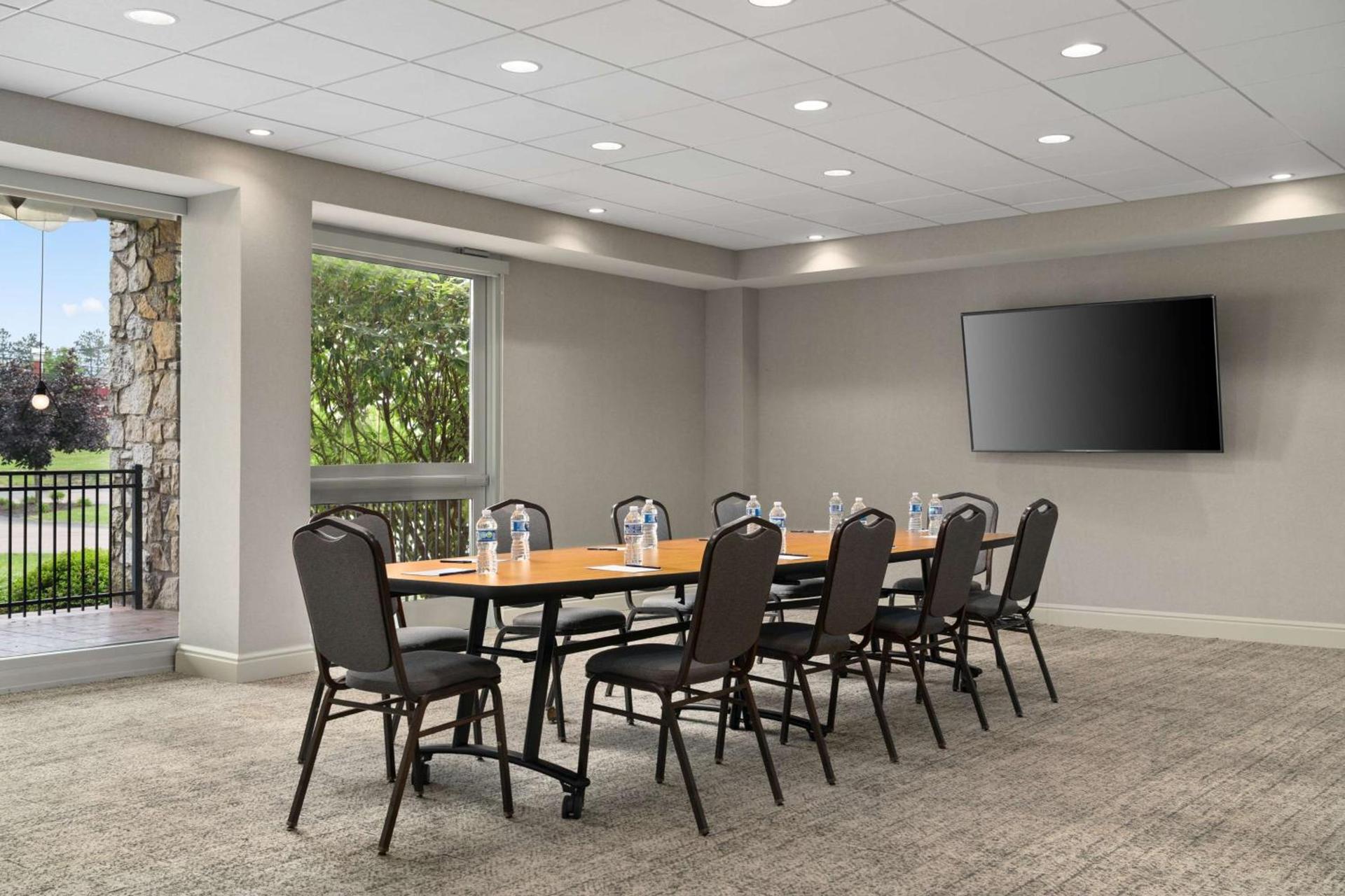 DoubleTree by Hilton Pittsburgh Airport photo 22