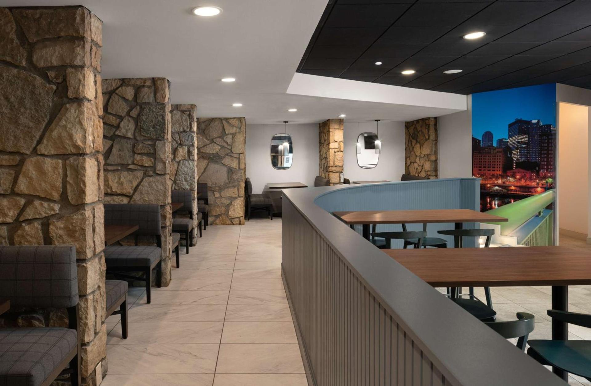 DoubleTree by Hilton Pittsburgh Airport photo 29