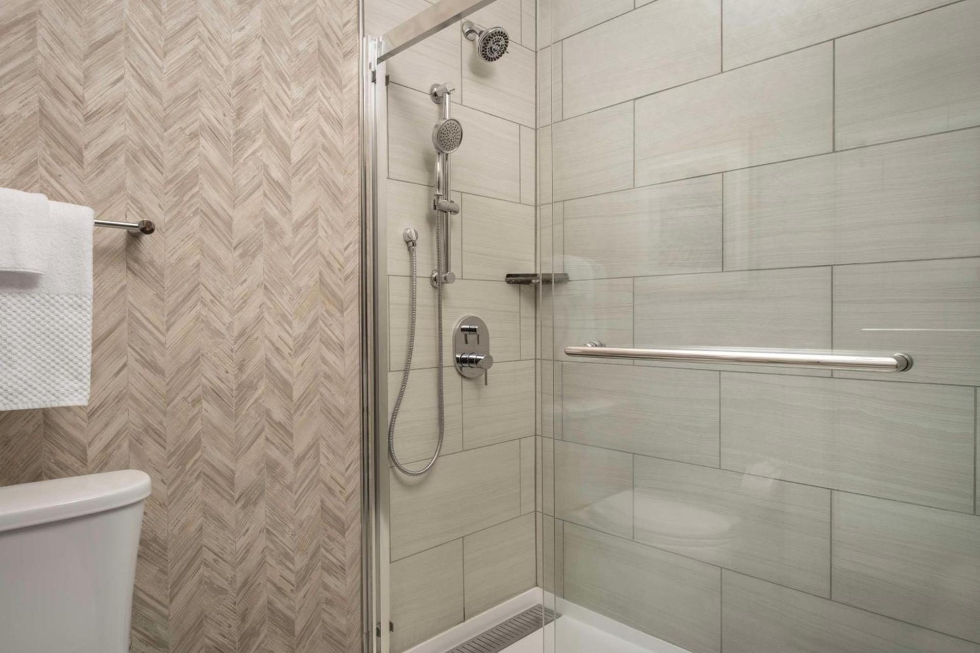 DoubleTree by Hilton Hotel Salem, Oregon photo 11