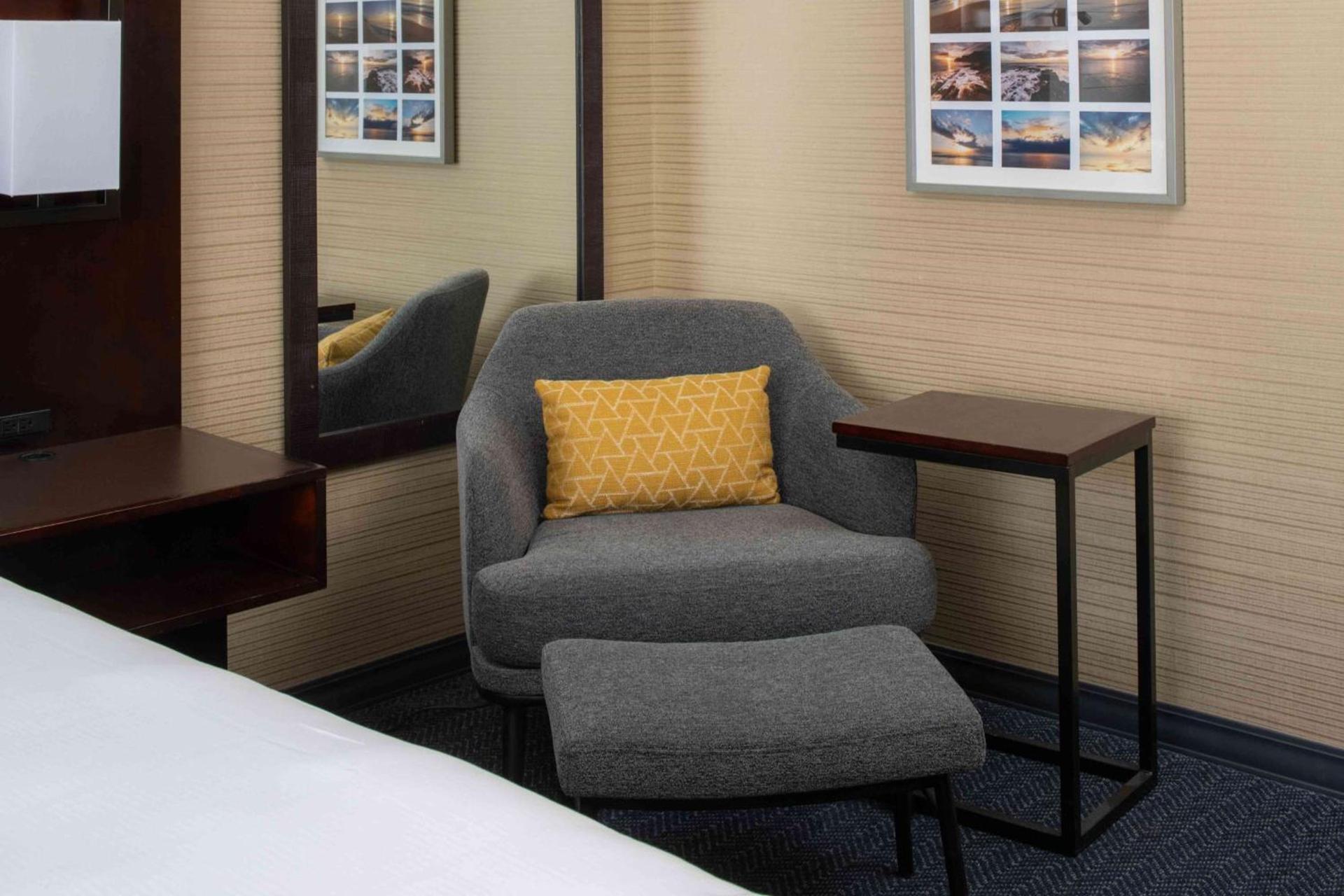 DoubleTree by Hilton San Francisco Airport photo 27