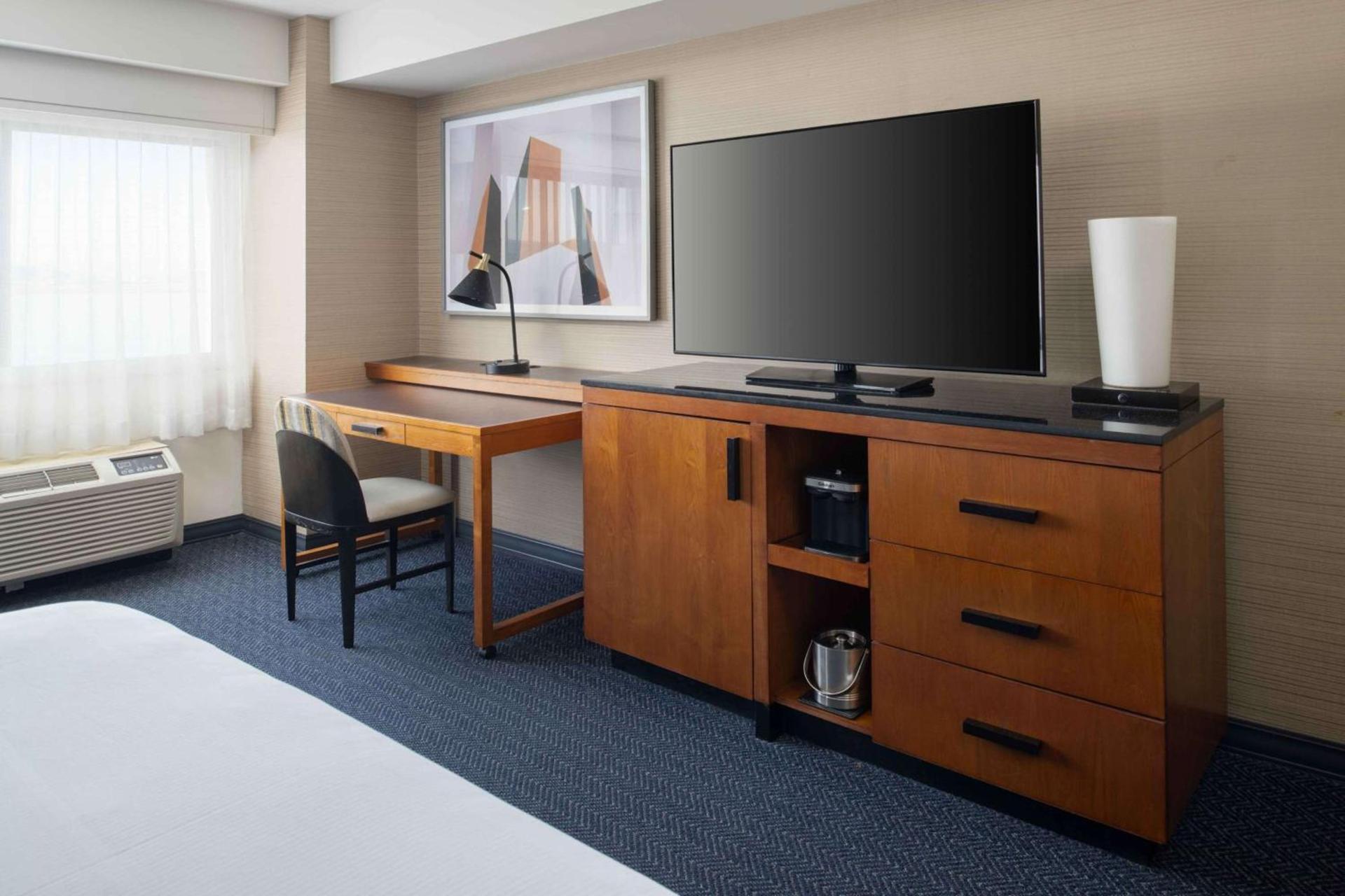 DoubleTree by Hilton San Francisco Airport photo 32