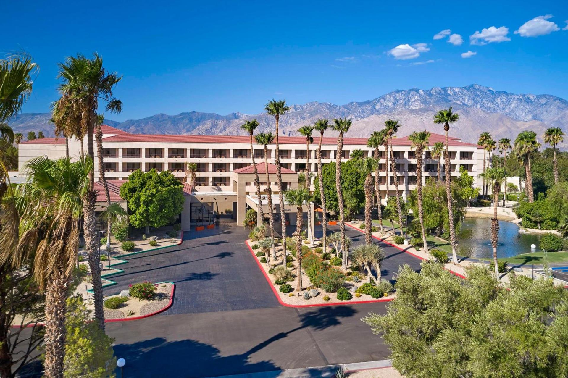DoubleTree by Hilton Golf Resort Palm Springs photo 16
