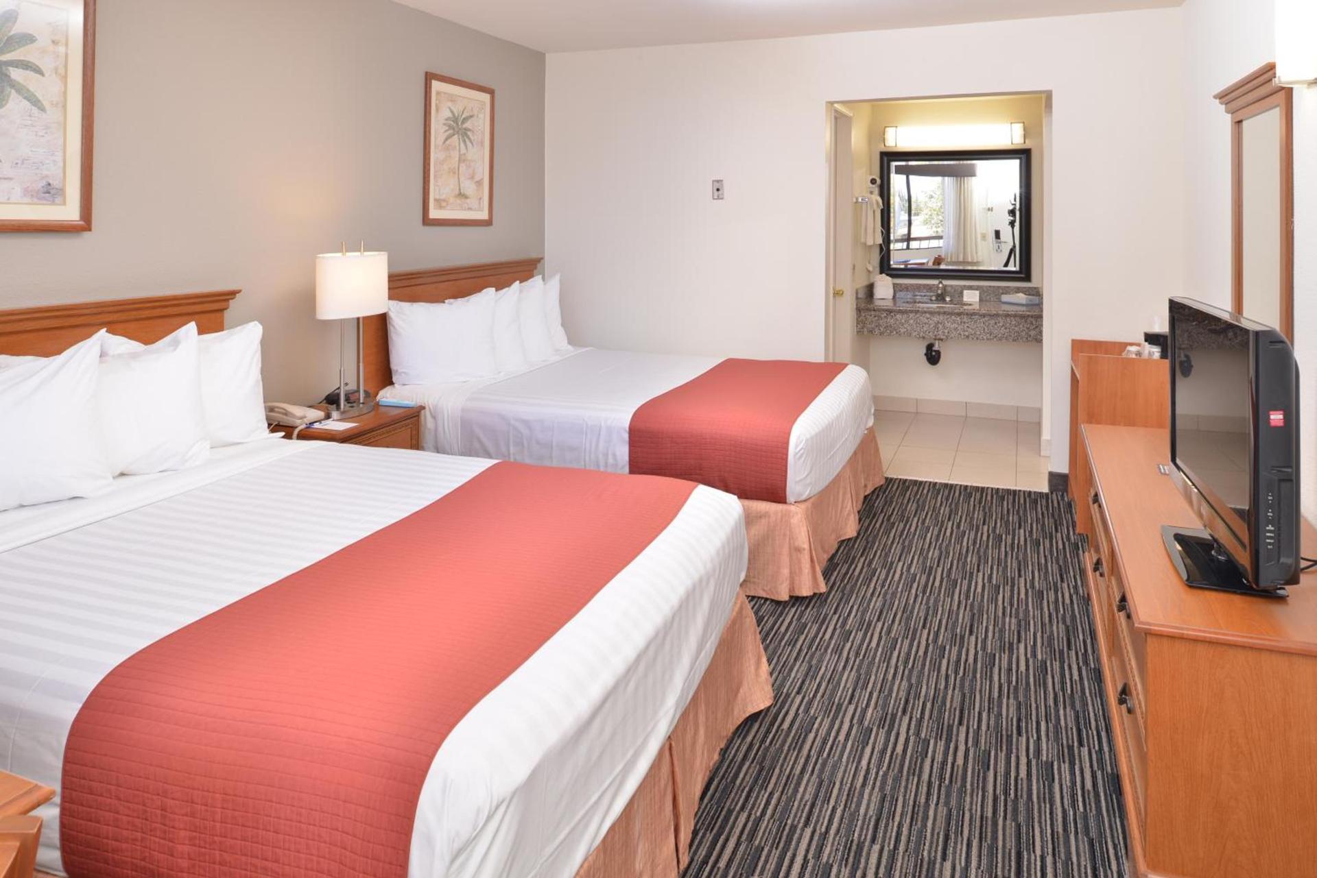 Pleasant Inn photo 2