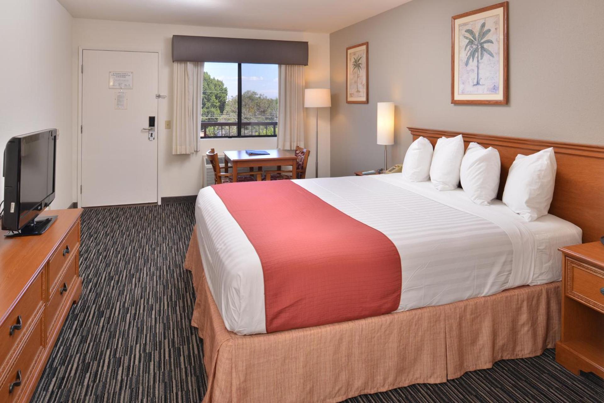 Pleasant Inn photo 5