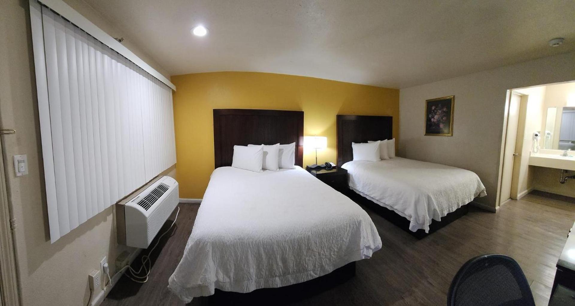 Mission Inn and Suites photo 35