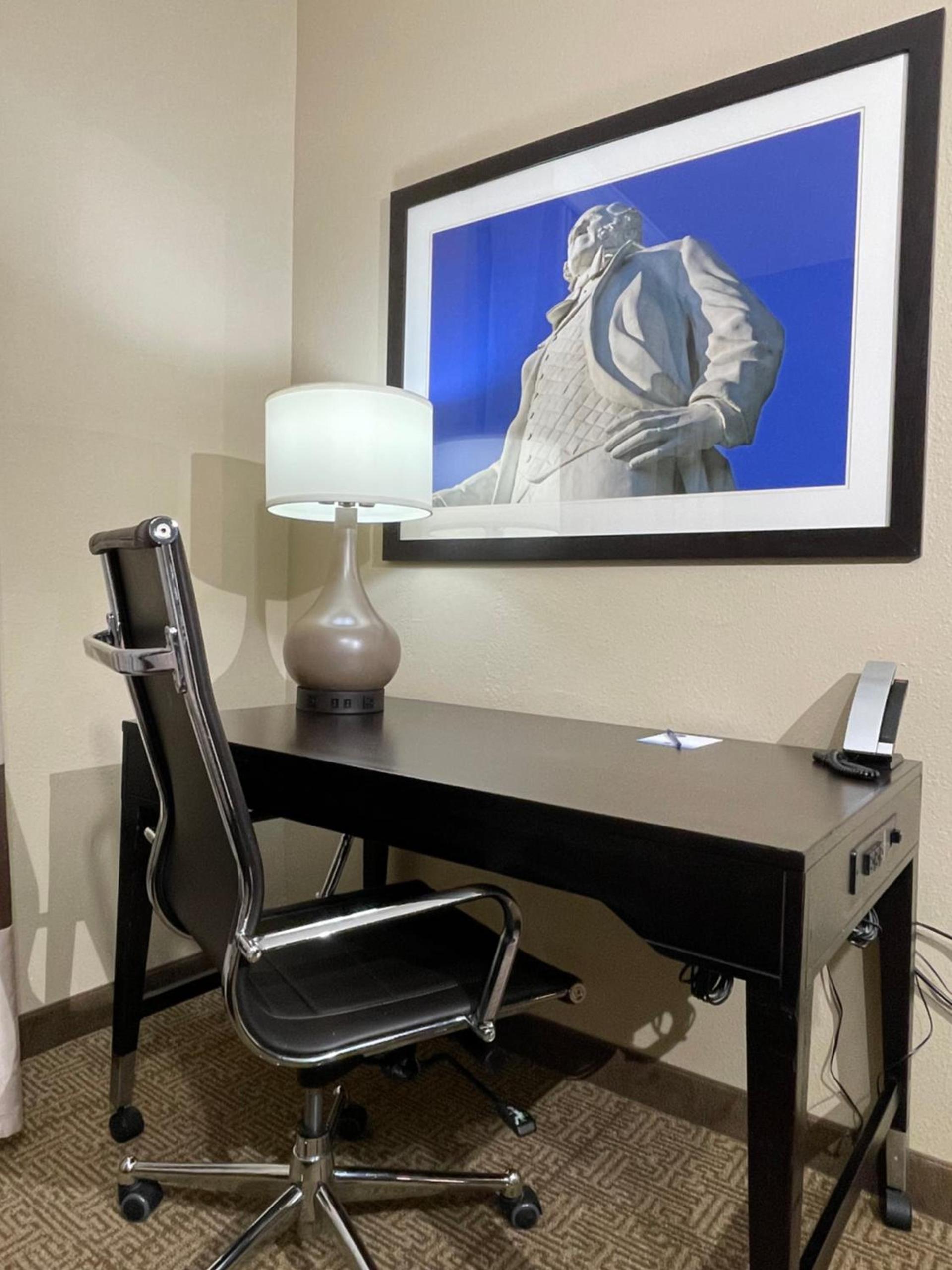 Spark By Hilton Houston Hobby Airport photo 20