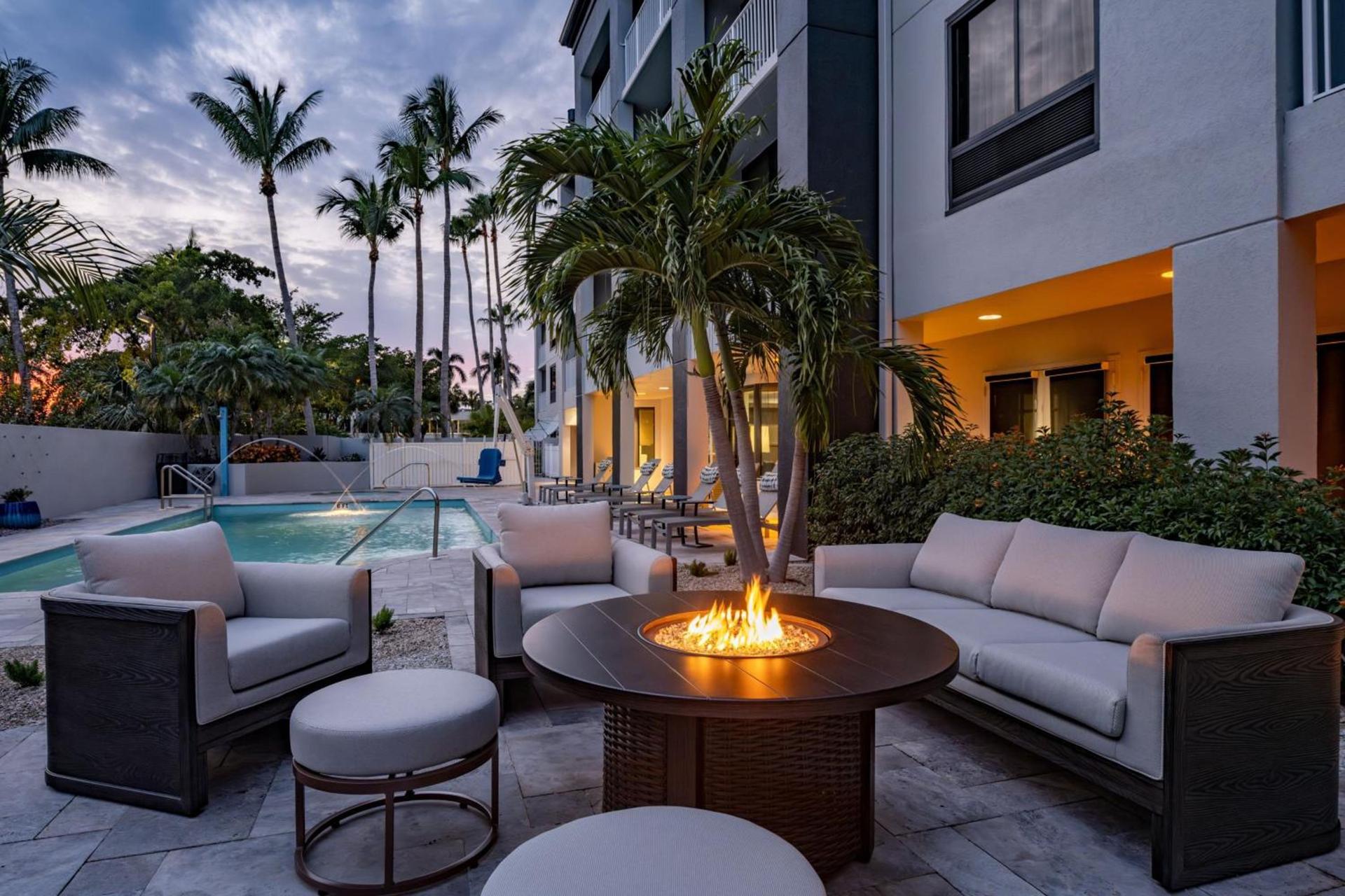 Courtyard by Marriott - Naples photo 35