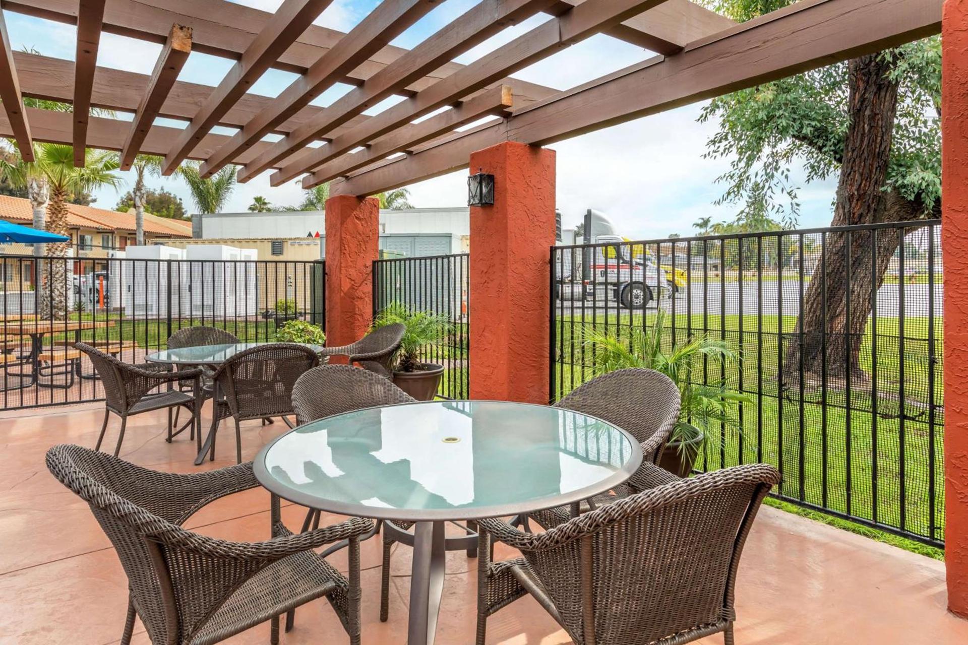 Best Western Americana Inn photo 34