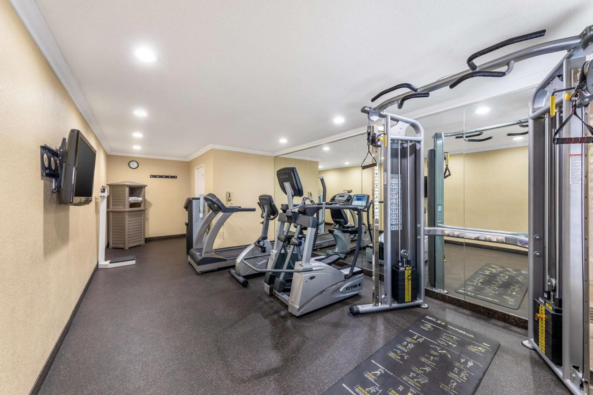 Best Western Americana Inn photo 31