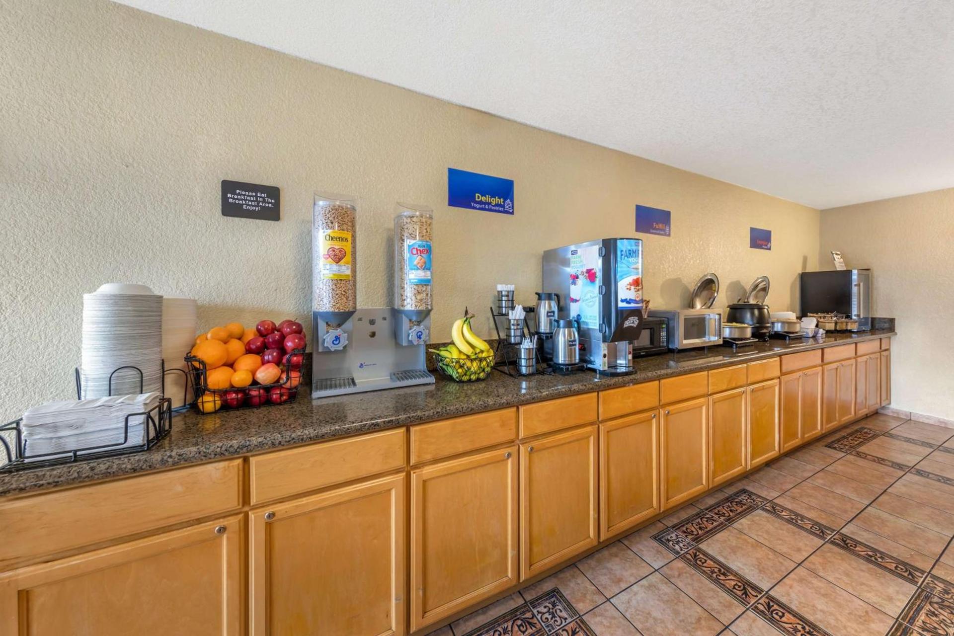 Best Western Americana Inn photo 28