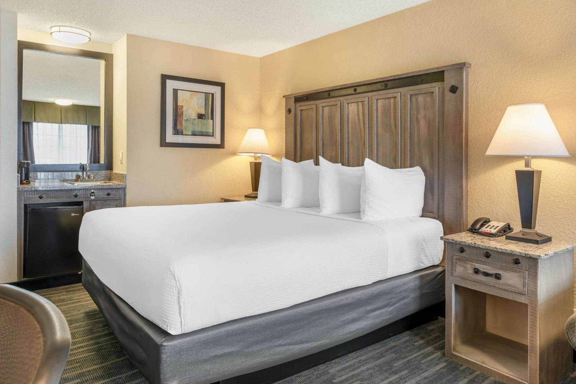 Best Western Americana Inn photo 11