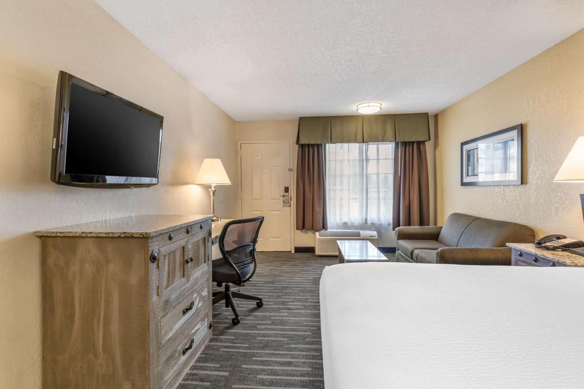 Best Western Americana Inn photo 14