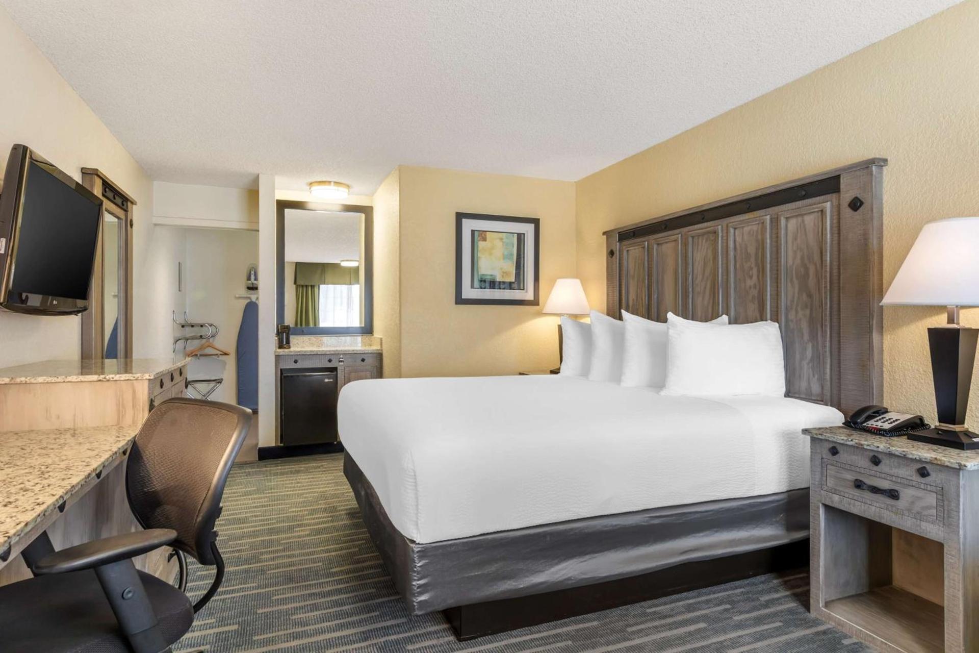 Best Western Americana Inn photo 7