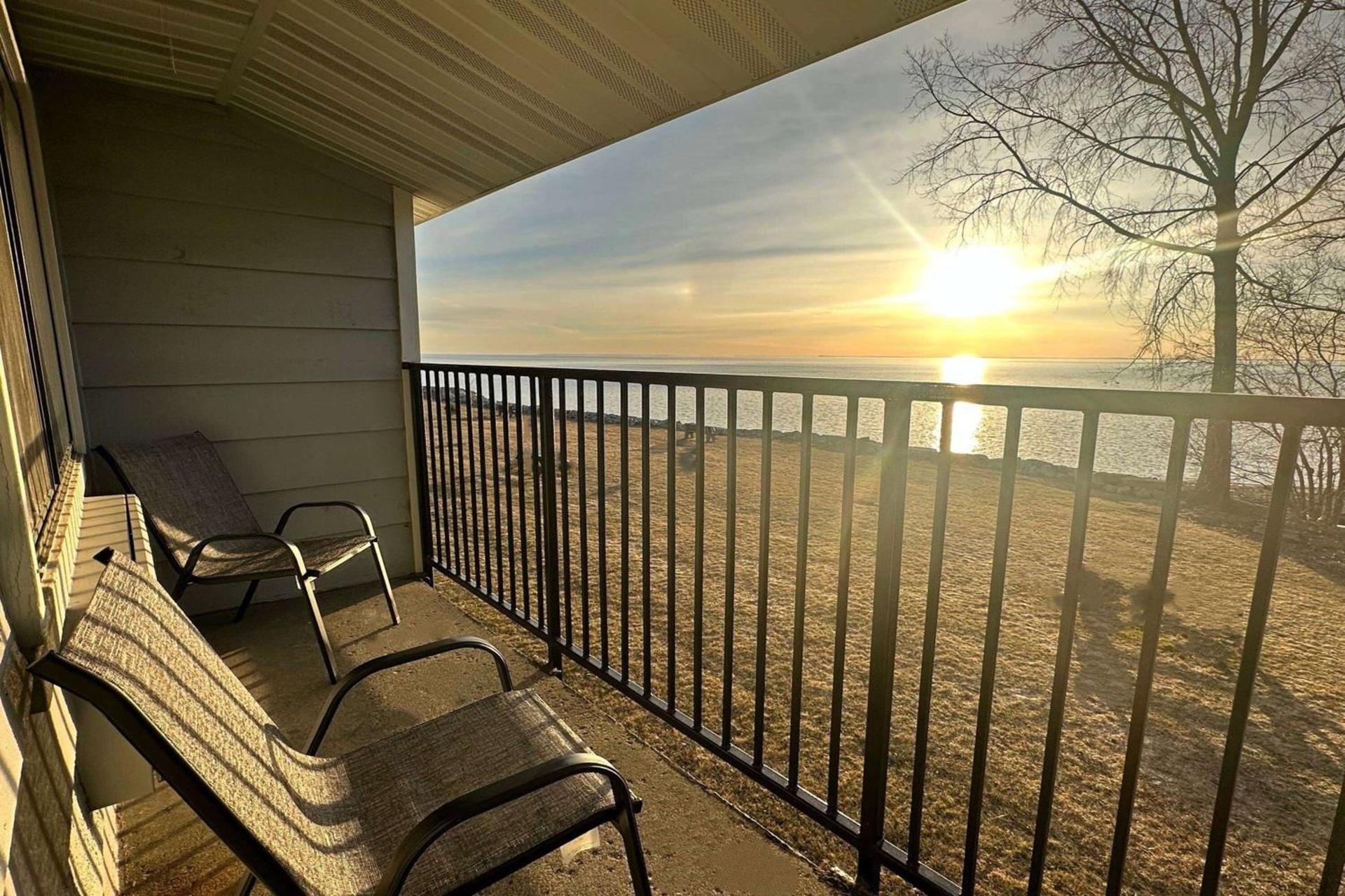 AmericInn by Wyndham Menominee photo 11