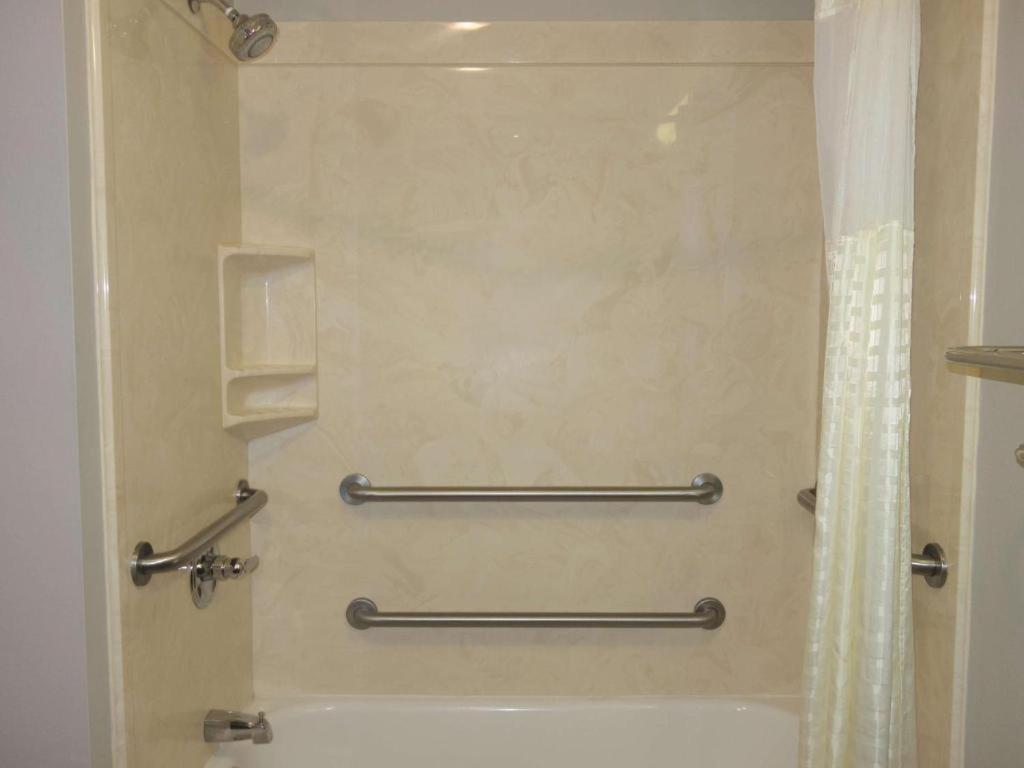 La Quinta by Wyndham Dumas photo 35