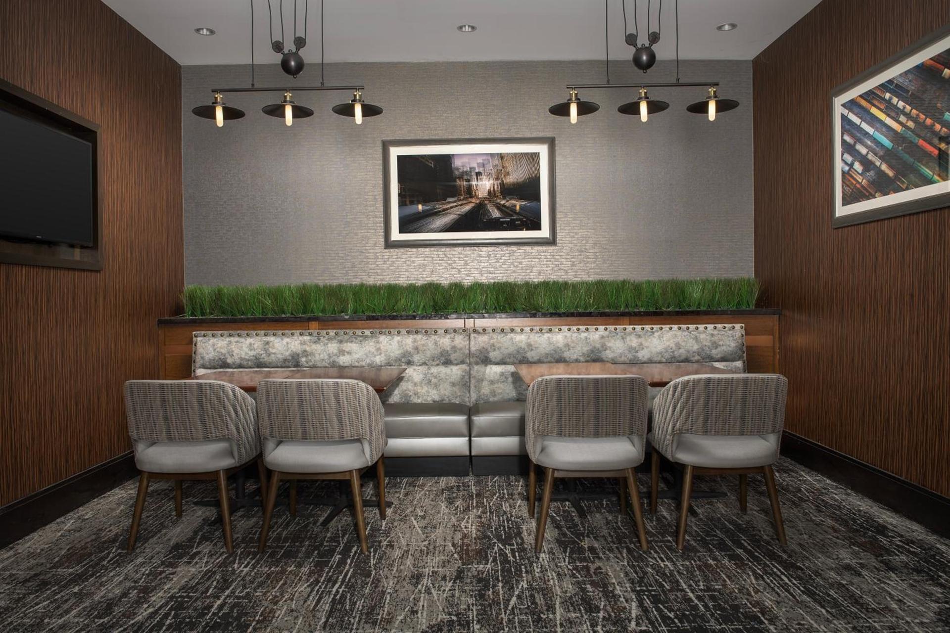 Embassy Suites Springfield photo 60