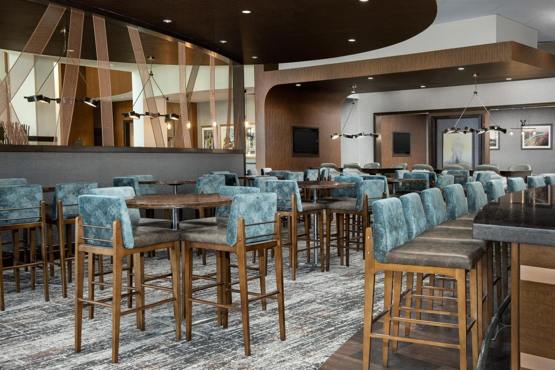 Embassy Suites Springfield photo 59