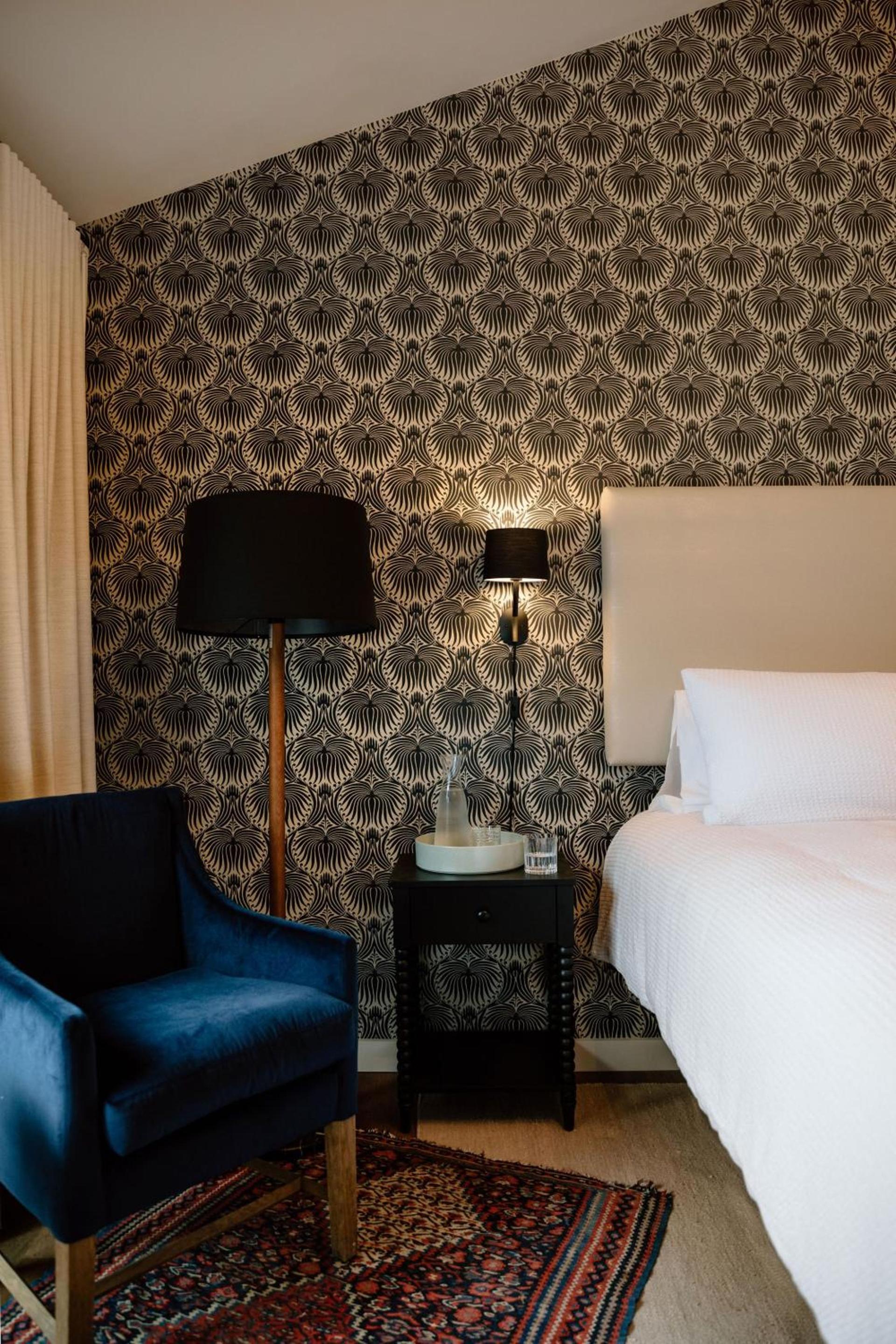 El Dorado Hotel photo 17