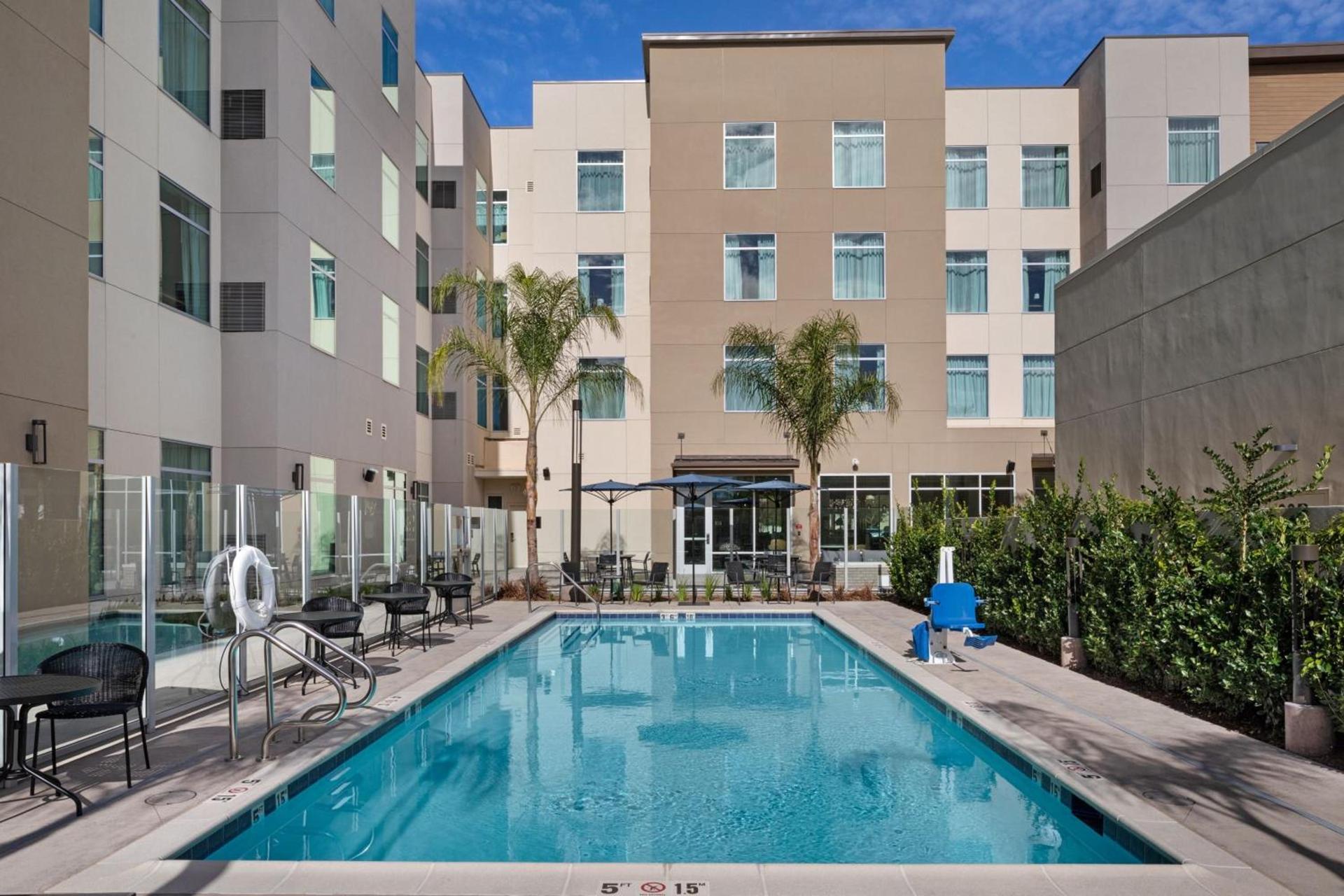 Residence Inn by Marriott Chatsworth photo 38