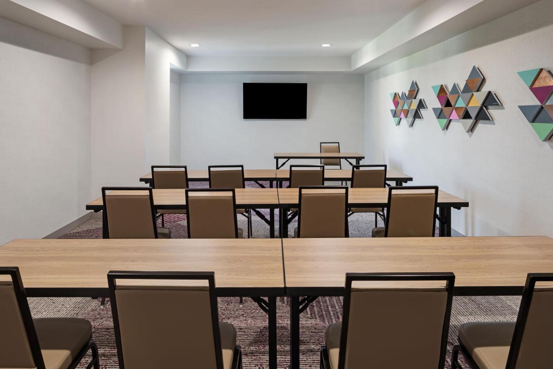 Residence Inn by Marriott Chatsworth photo 43