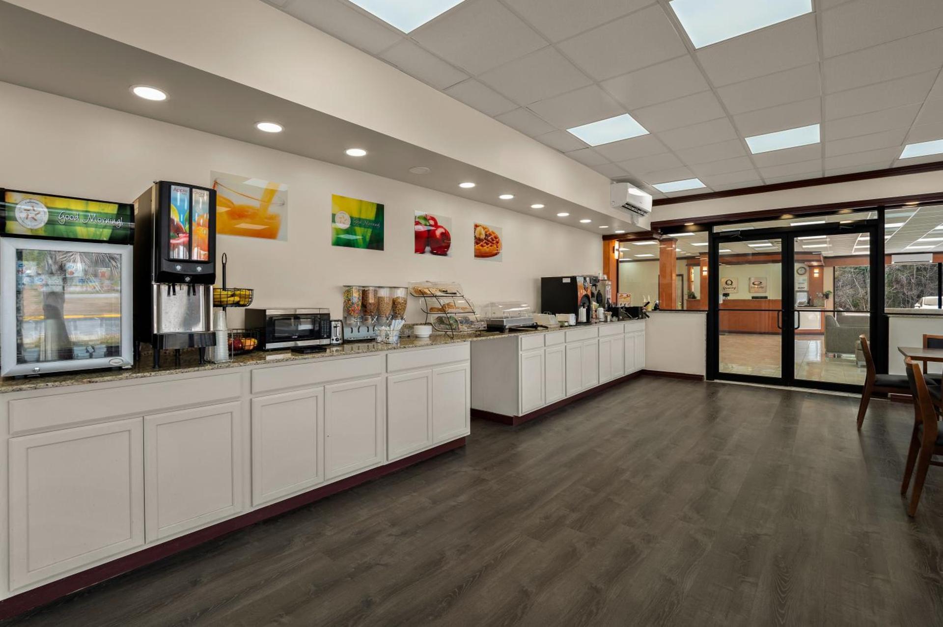 Quality Inn Yemassee - Point South I-95 photo 6