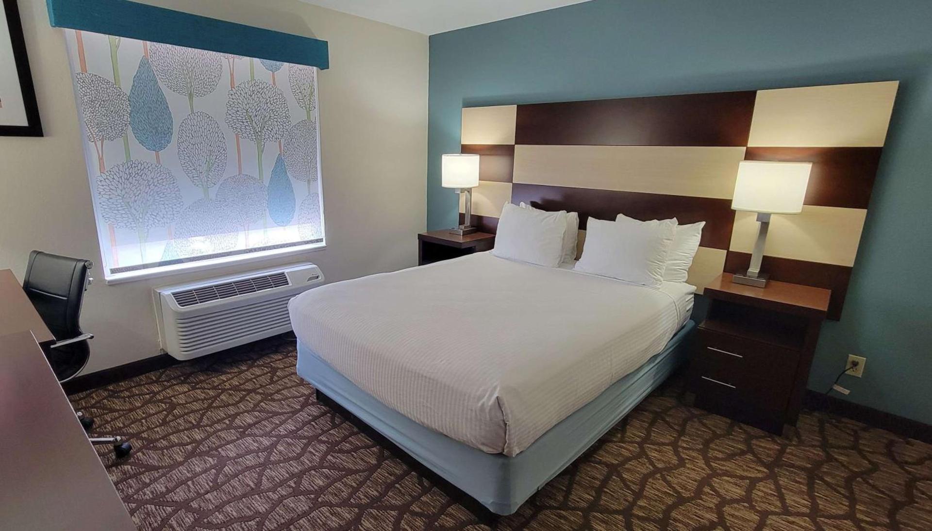 Best Western Joliet Inn & Suites photo 6