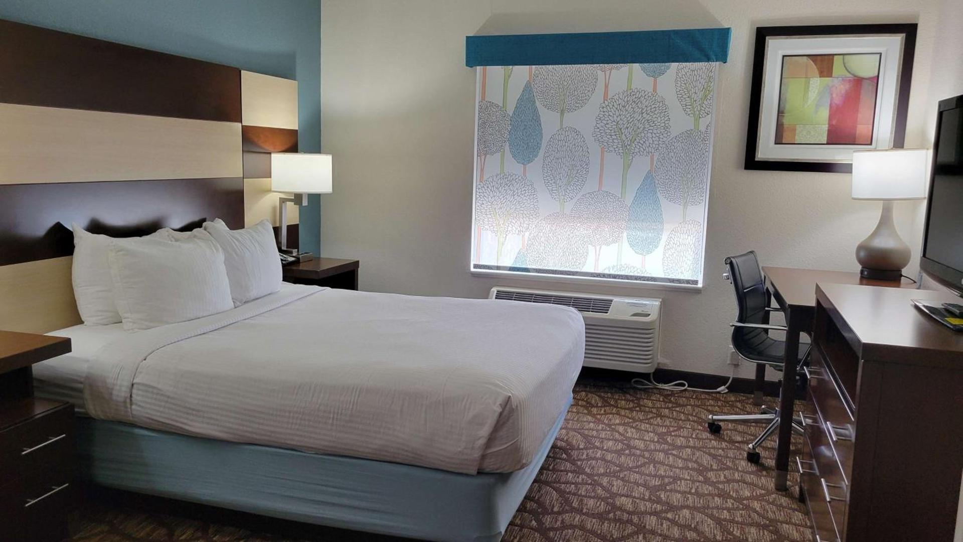 Best Western Joliet Inn & Suites photo 13