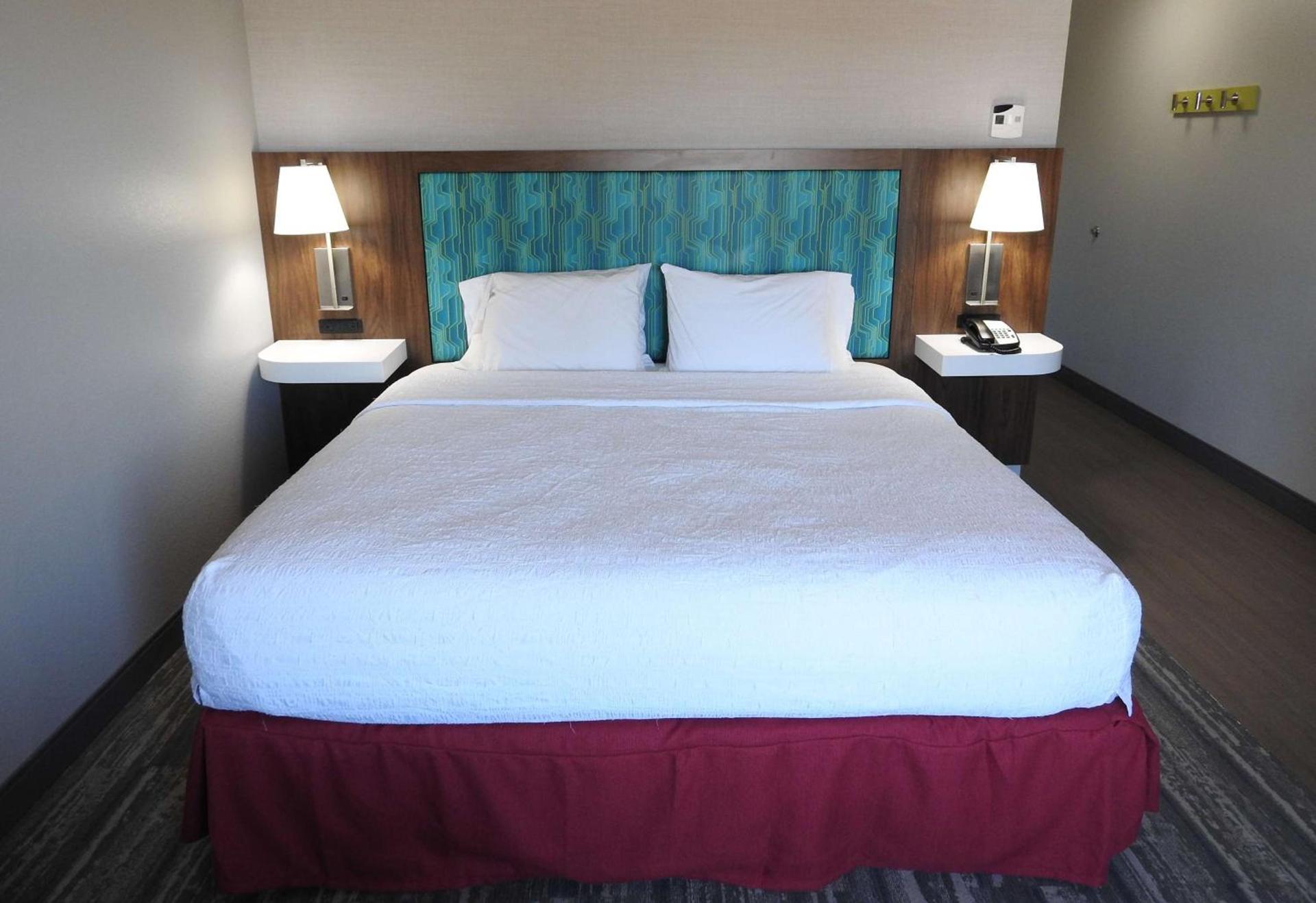Hampton Inn & Suites Flowery Branch photo 18