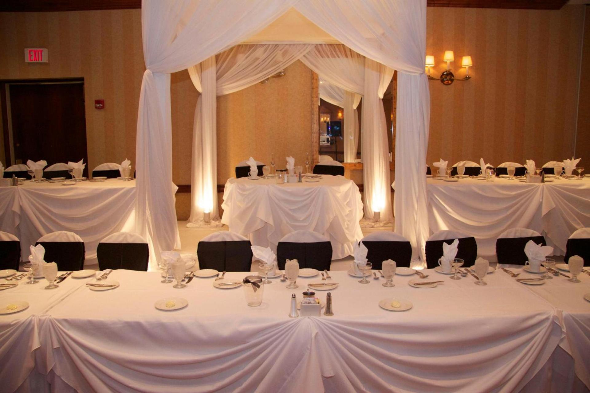 DoubleTree by Hilton Chicago/Alsip photo 56
