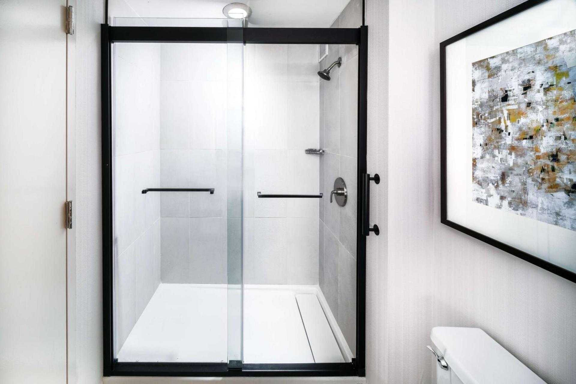 DoubleTree by Hilton Tulsa - Warren Place photo 14