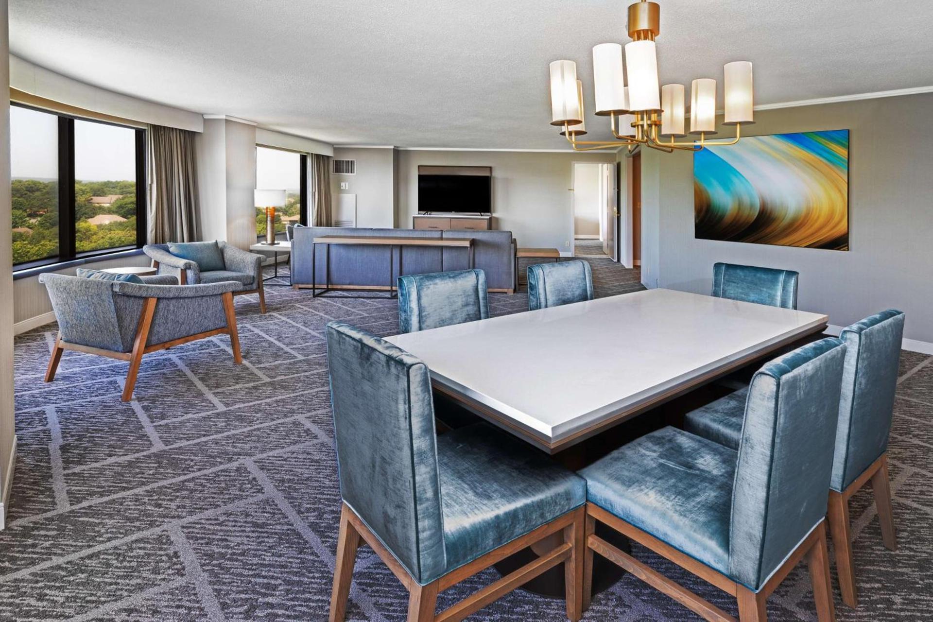 DoubleTree by Hilton Tulsa - Warren Place photo 35