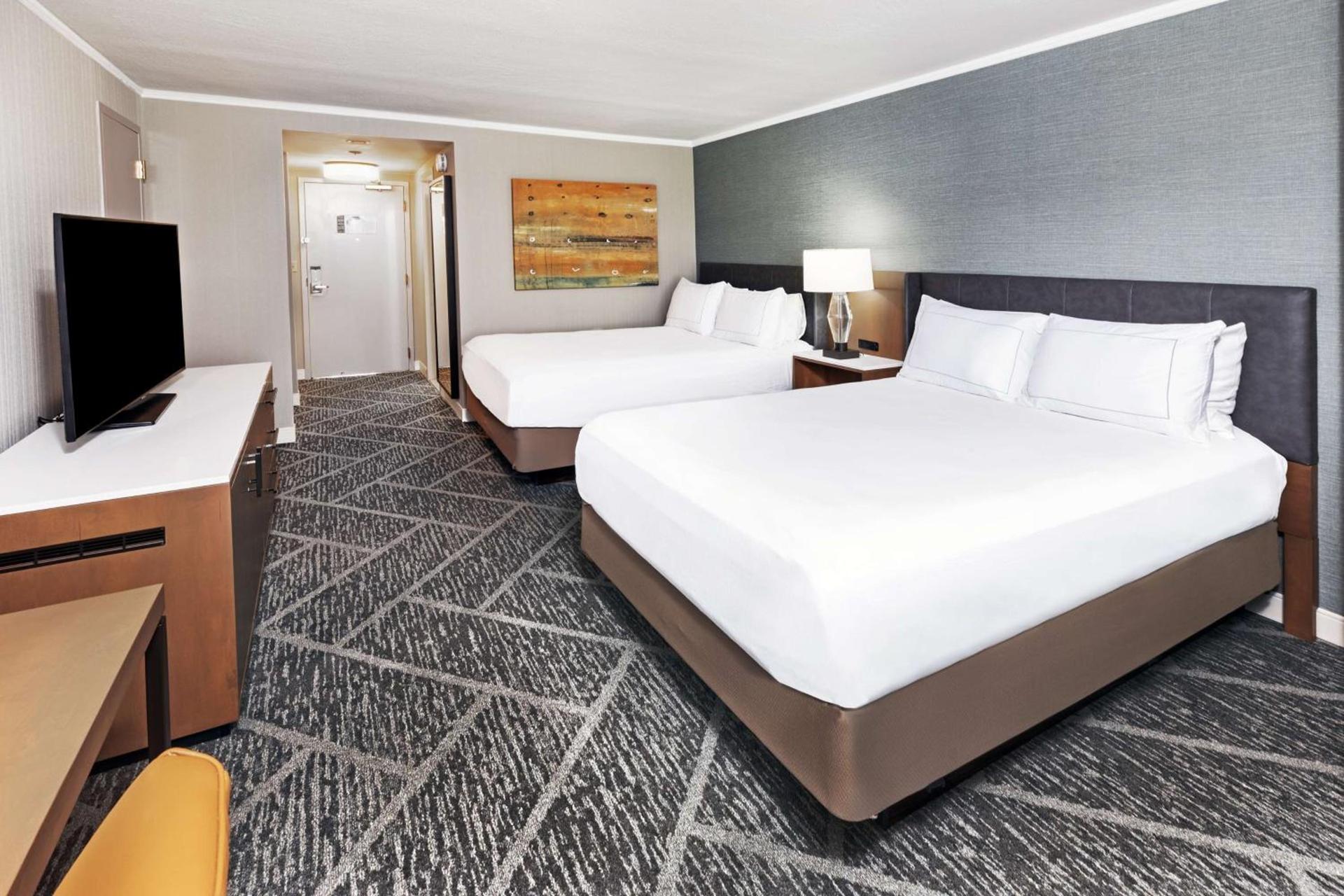 DoubleTree by Hilton Tulsa - Warren Place photo 48