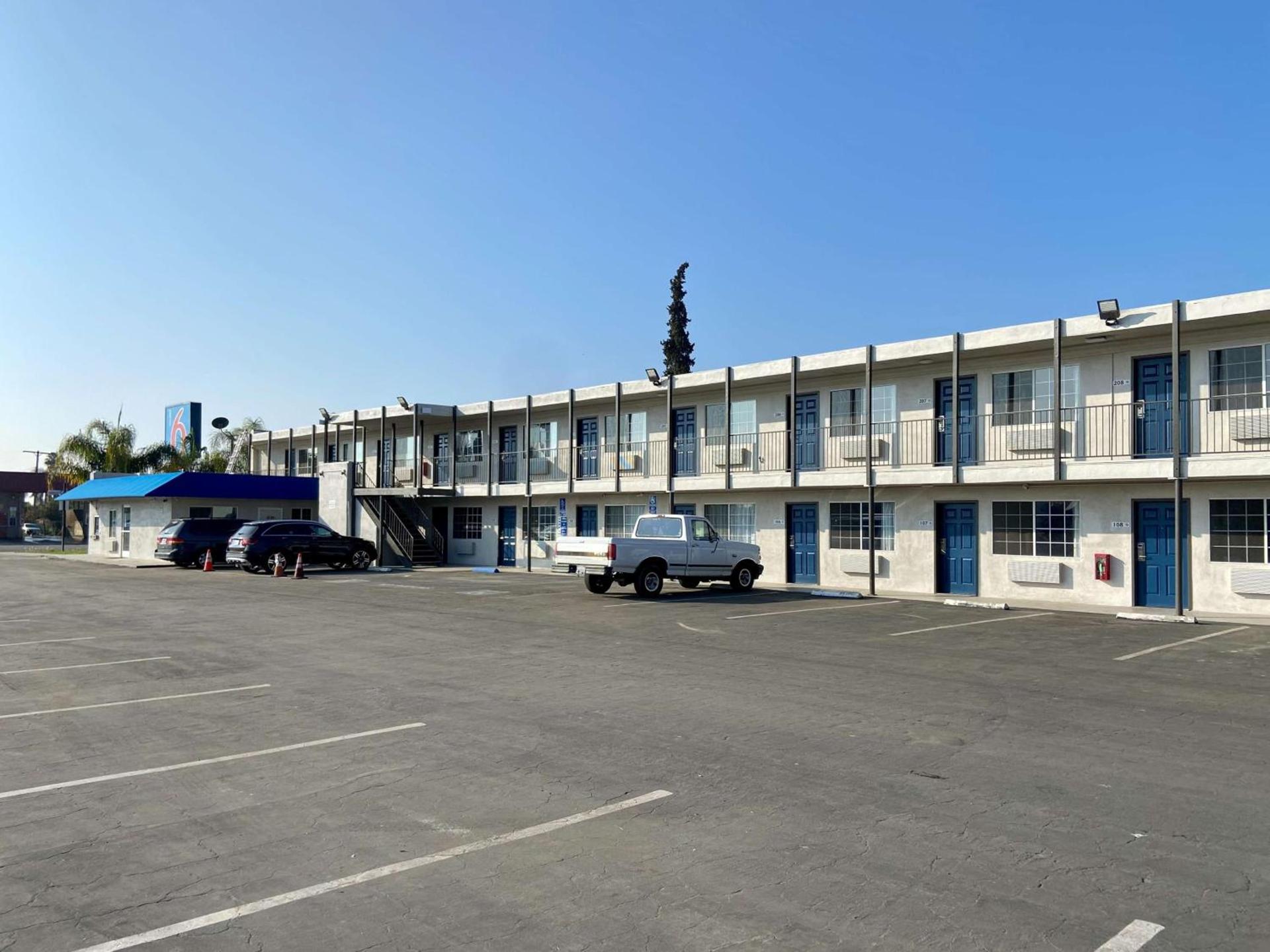Motel 6-Delano, CA photo 5