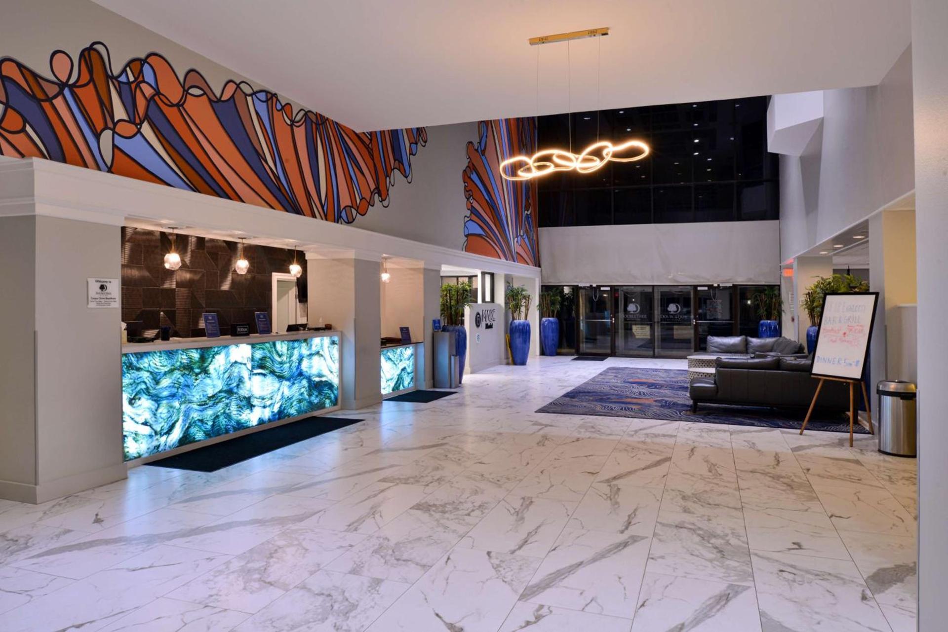 DoubleTree by Hilton Corpus Christi Beachfront photo 5