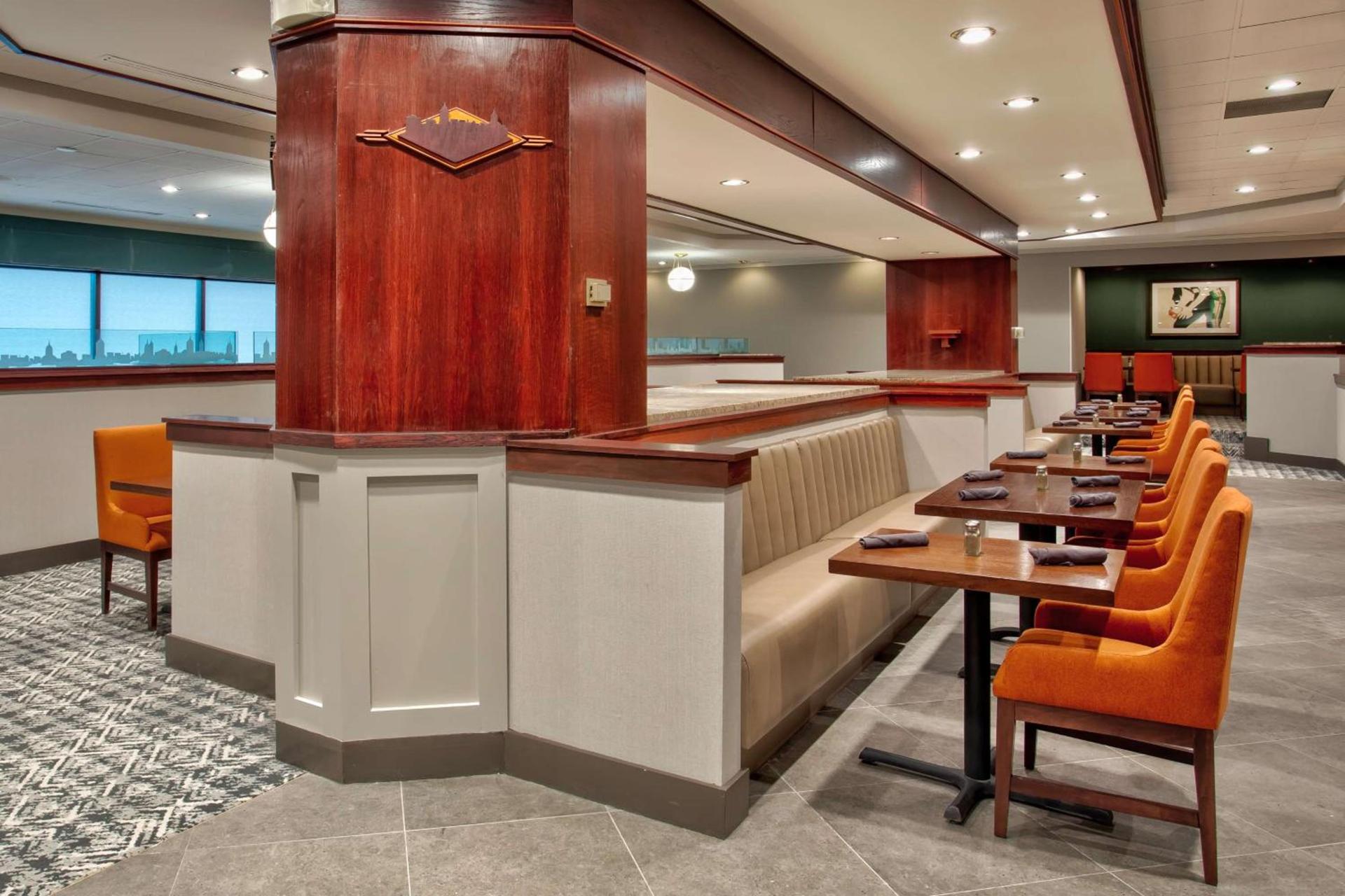 DoubleTree by Hilton Lansing photo 13