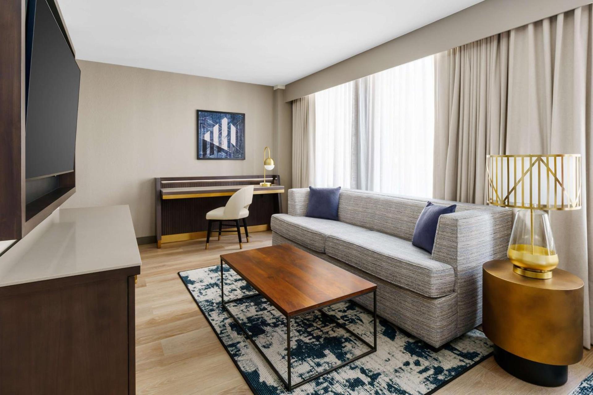 DoubleTree by Hilton Charlotte City Center photo 34