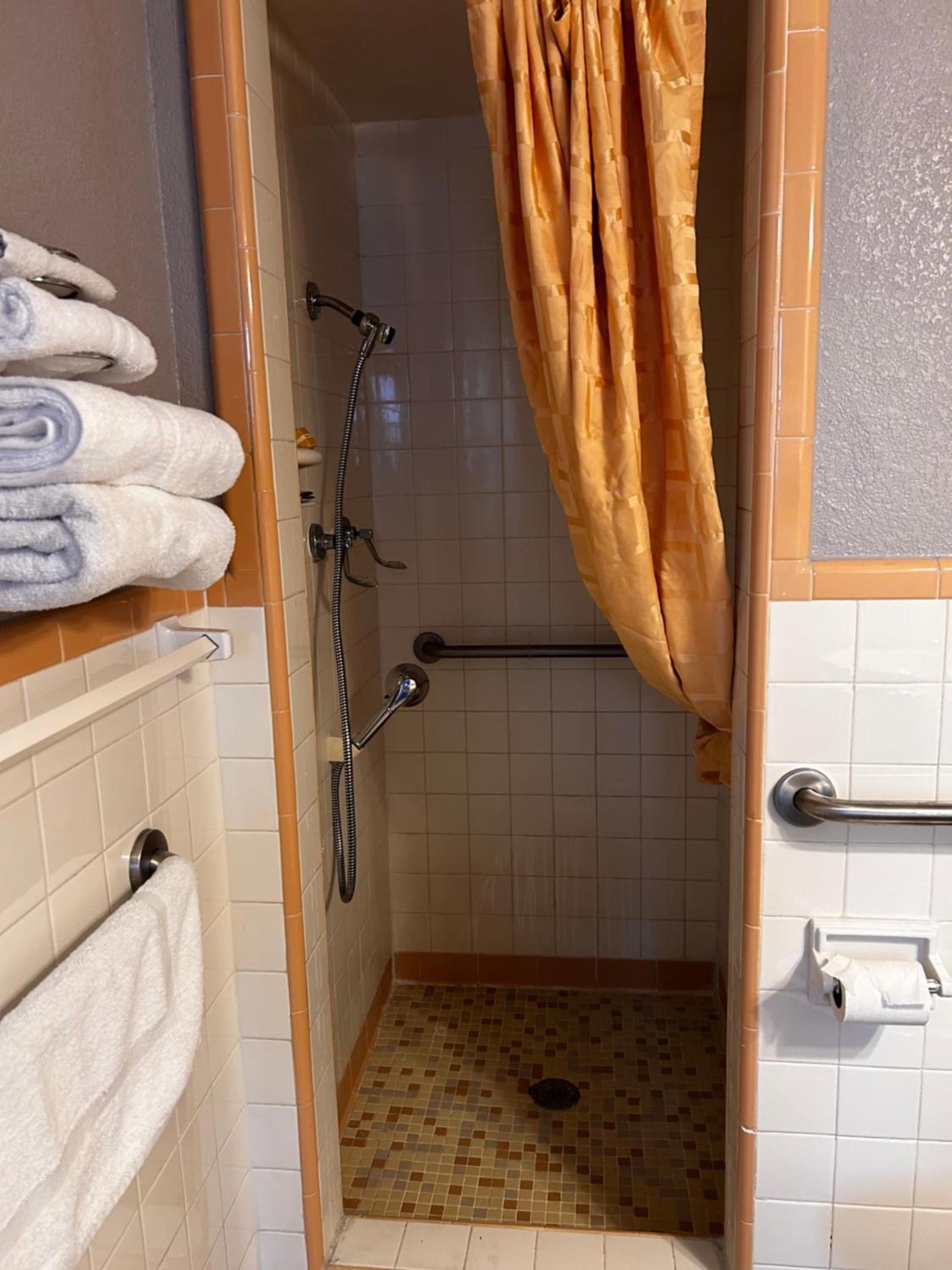 River Forest Inn photo 25