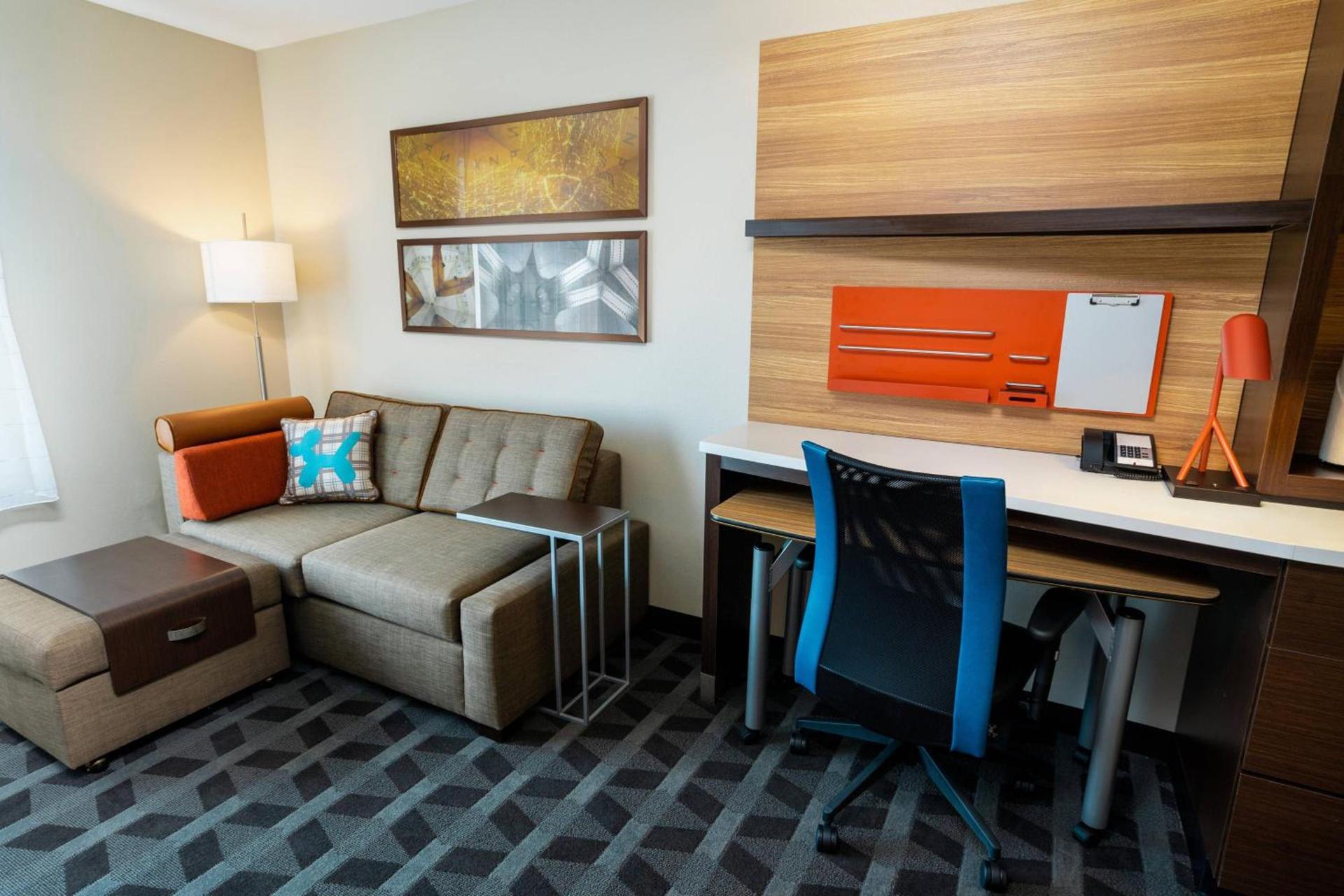 TownePlace Suites Irvine Lake Forest photo 8