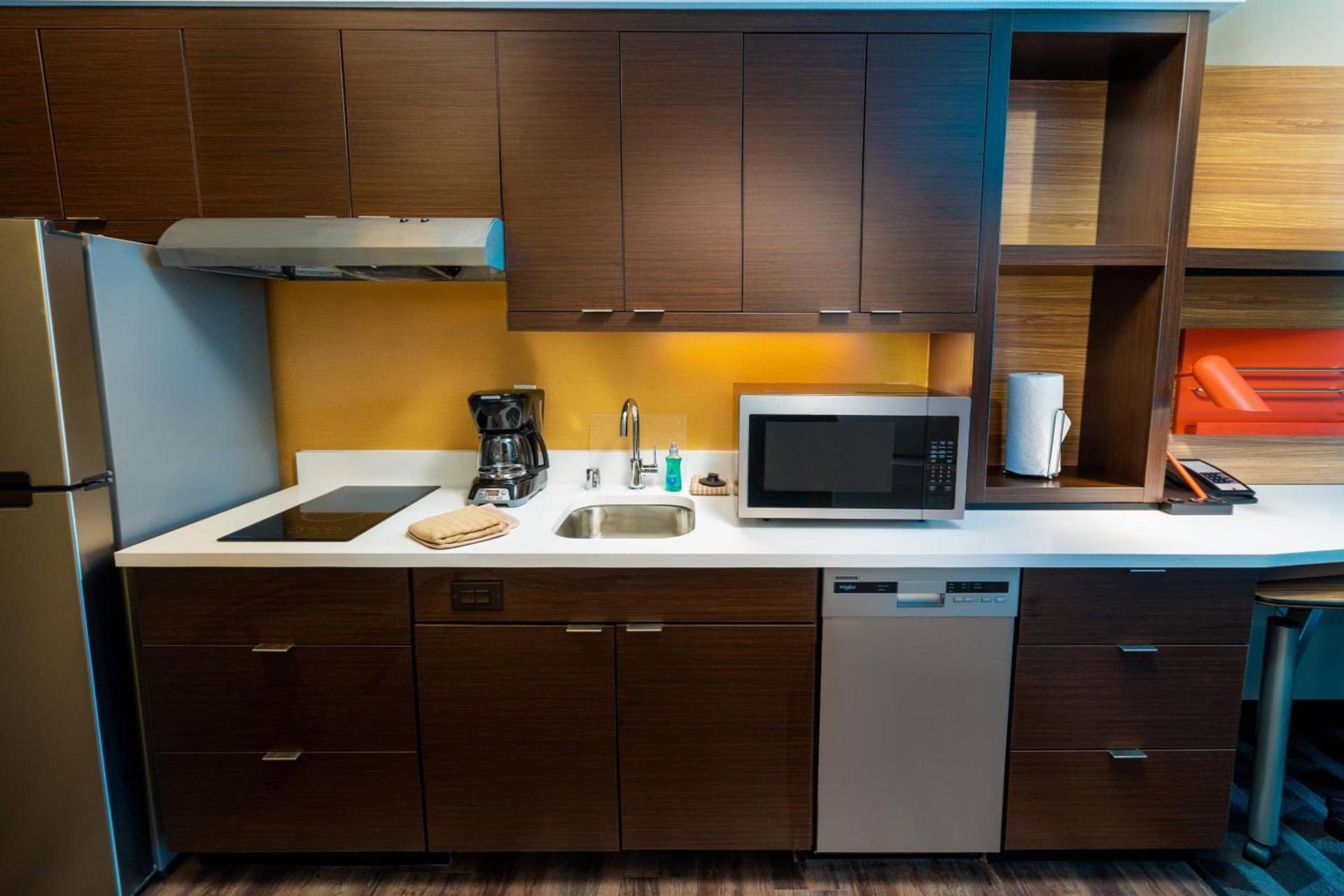 TownePlace Suites Irvine Lake Forest photo 10
