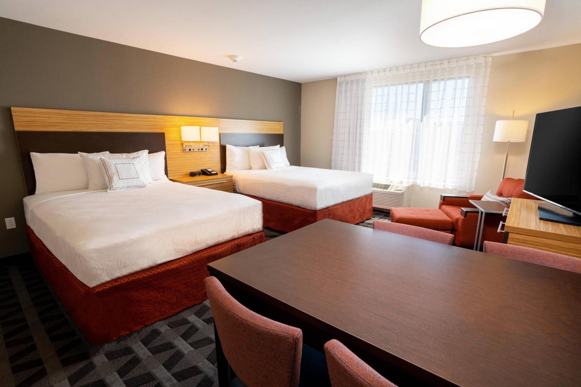 TownePlace Suites Irvine Lake Forest photo 6