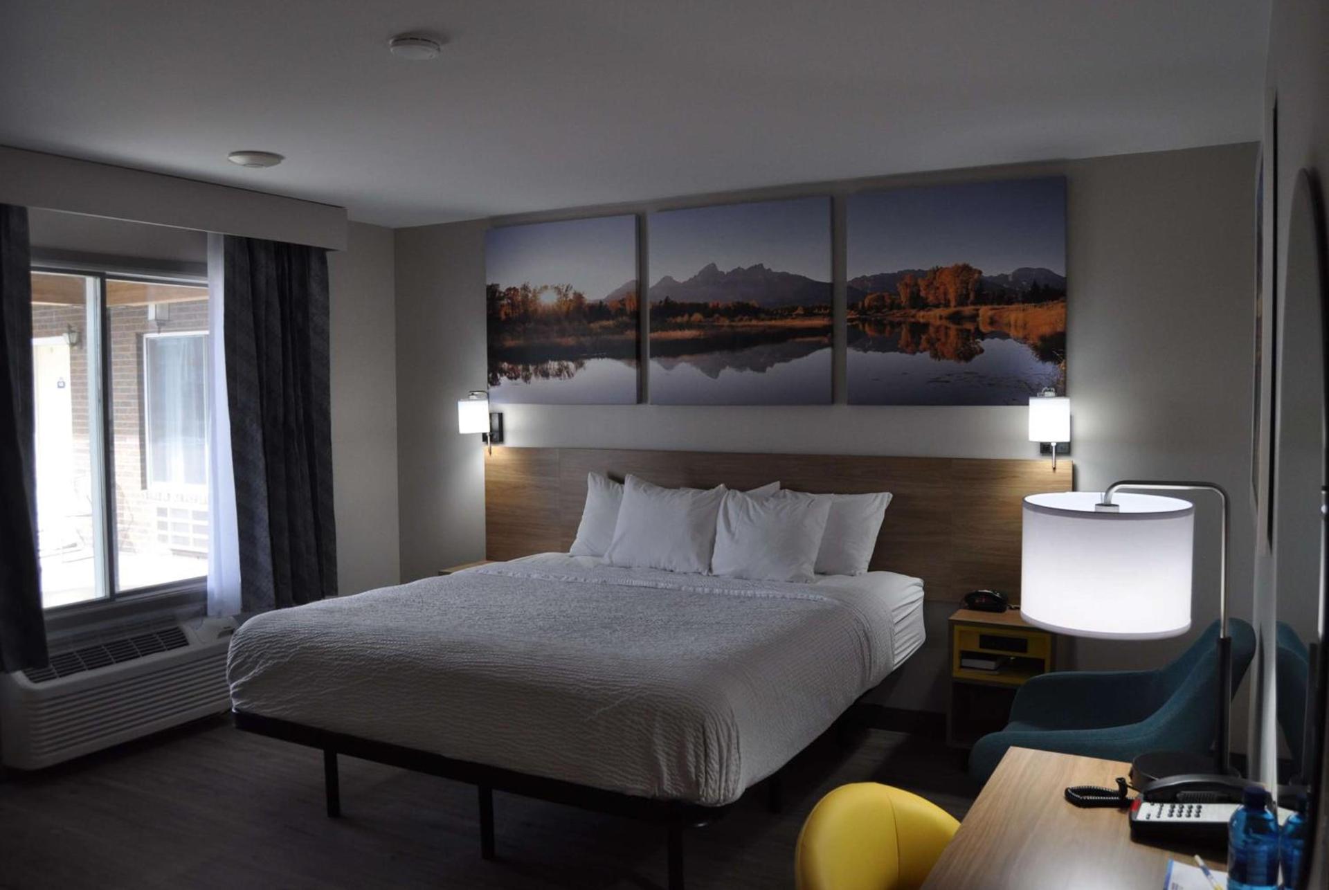 Days Inn by Wyndham Worland photo 24