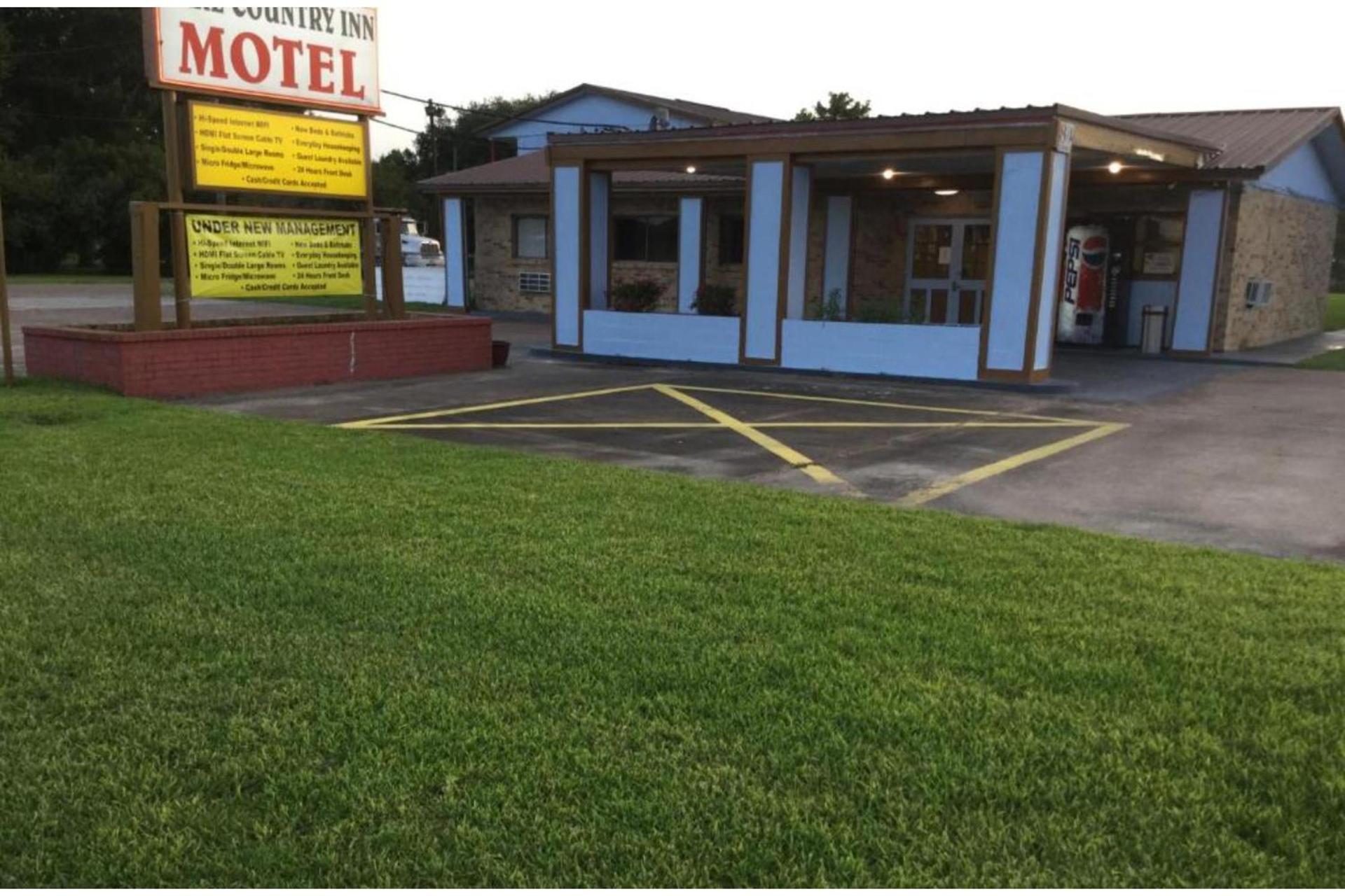 Lake Country Inn photo 1