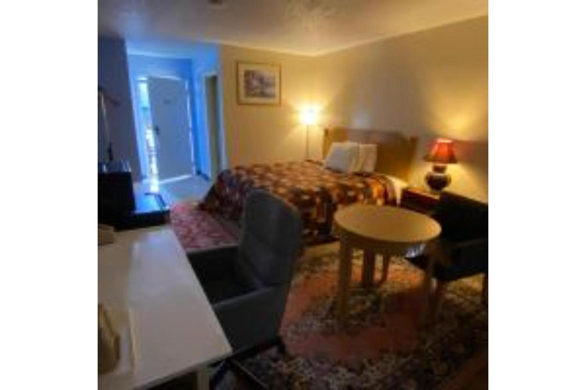 Lake Country Inn photo 13