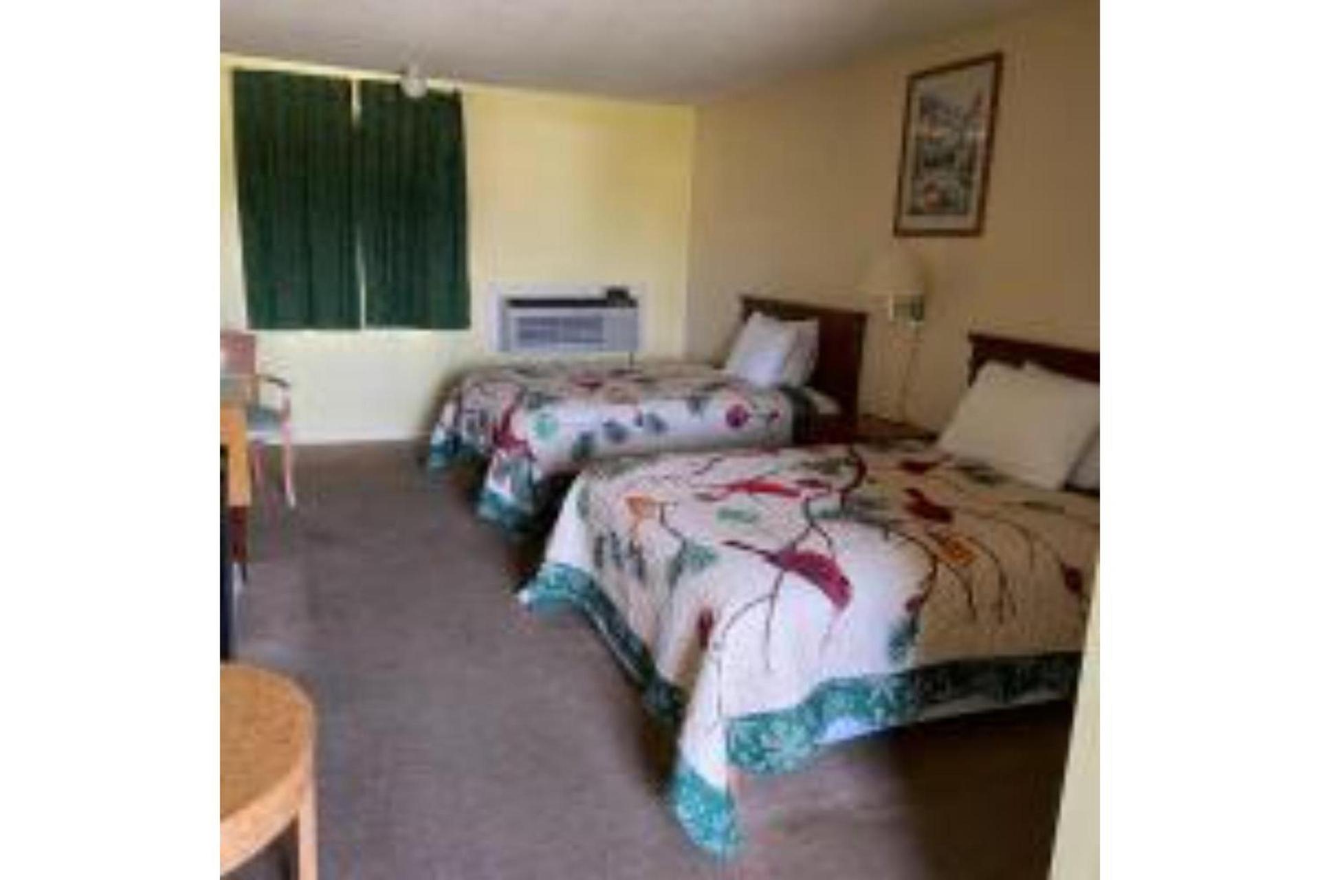 Lake Country Inn photo 20